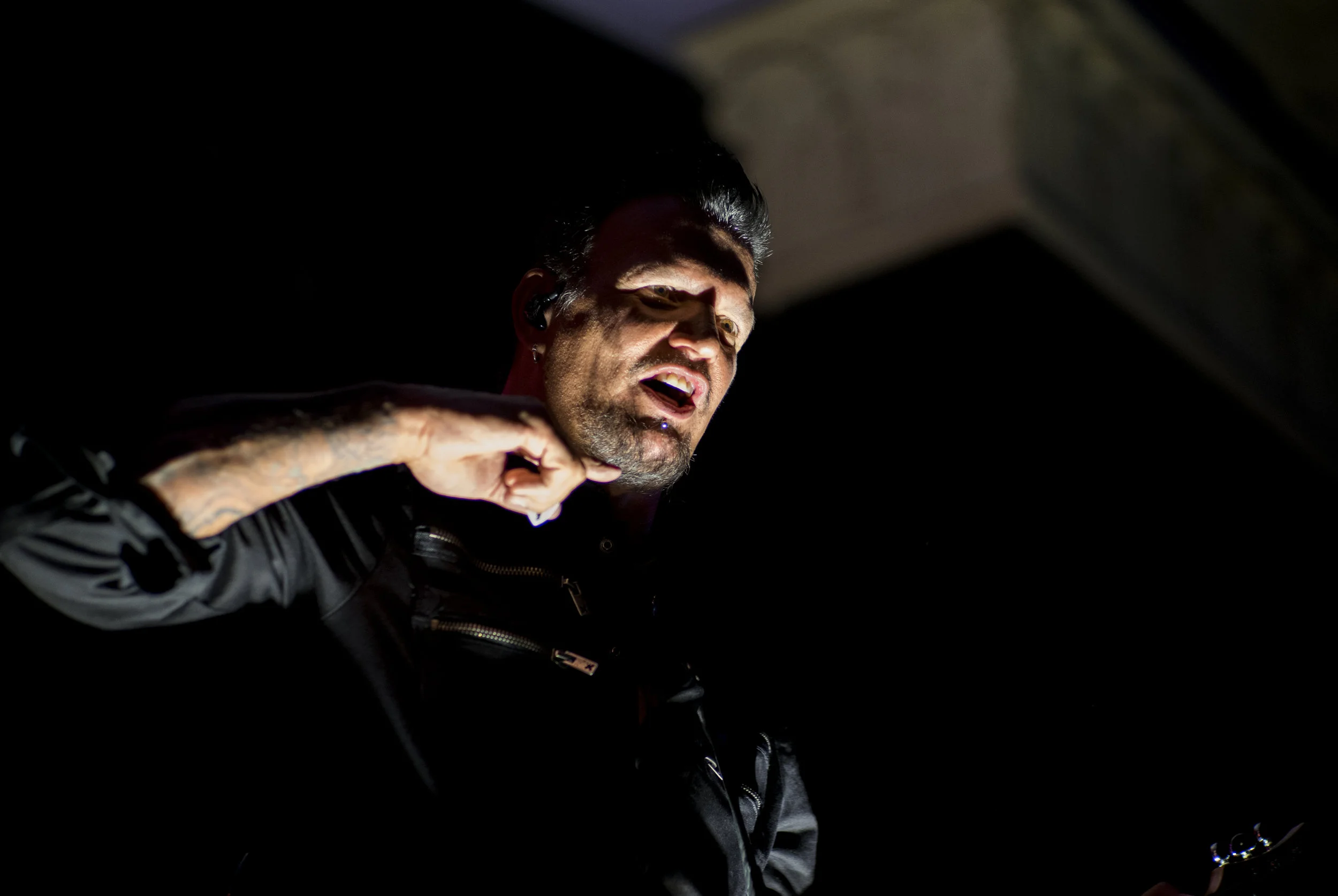 disturbed-4.jpg