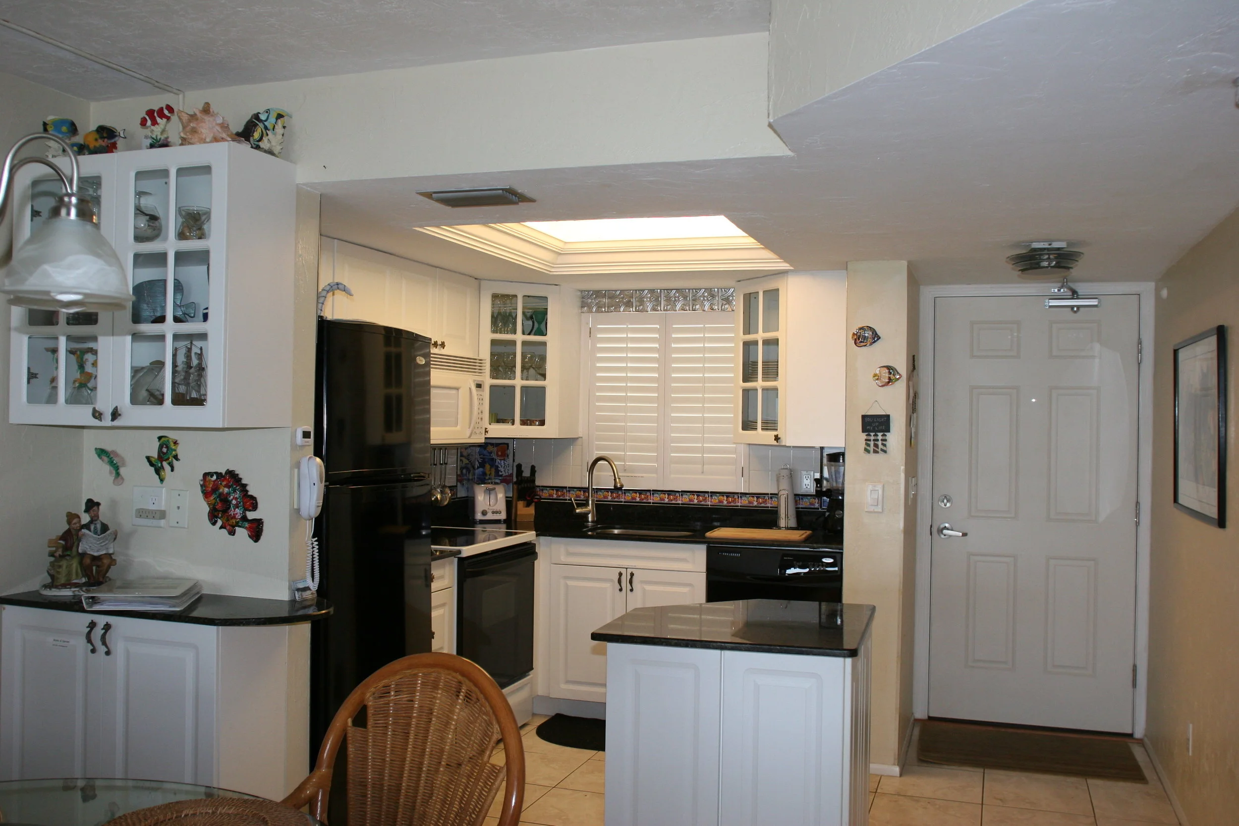 Fully equipped, even has a keurig