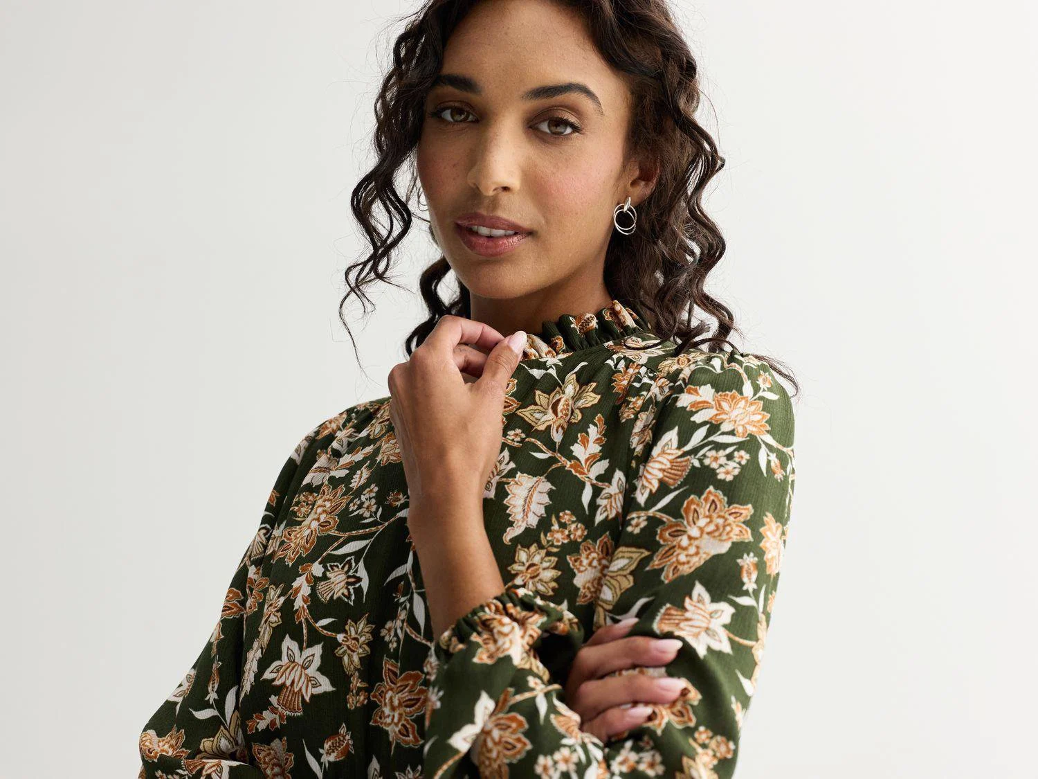 DraperJames_SepOct_Photo Deck-32.jpg