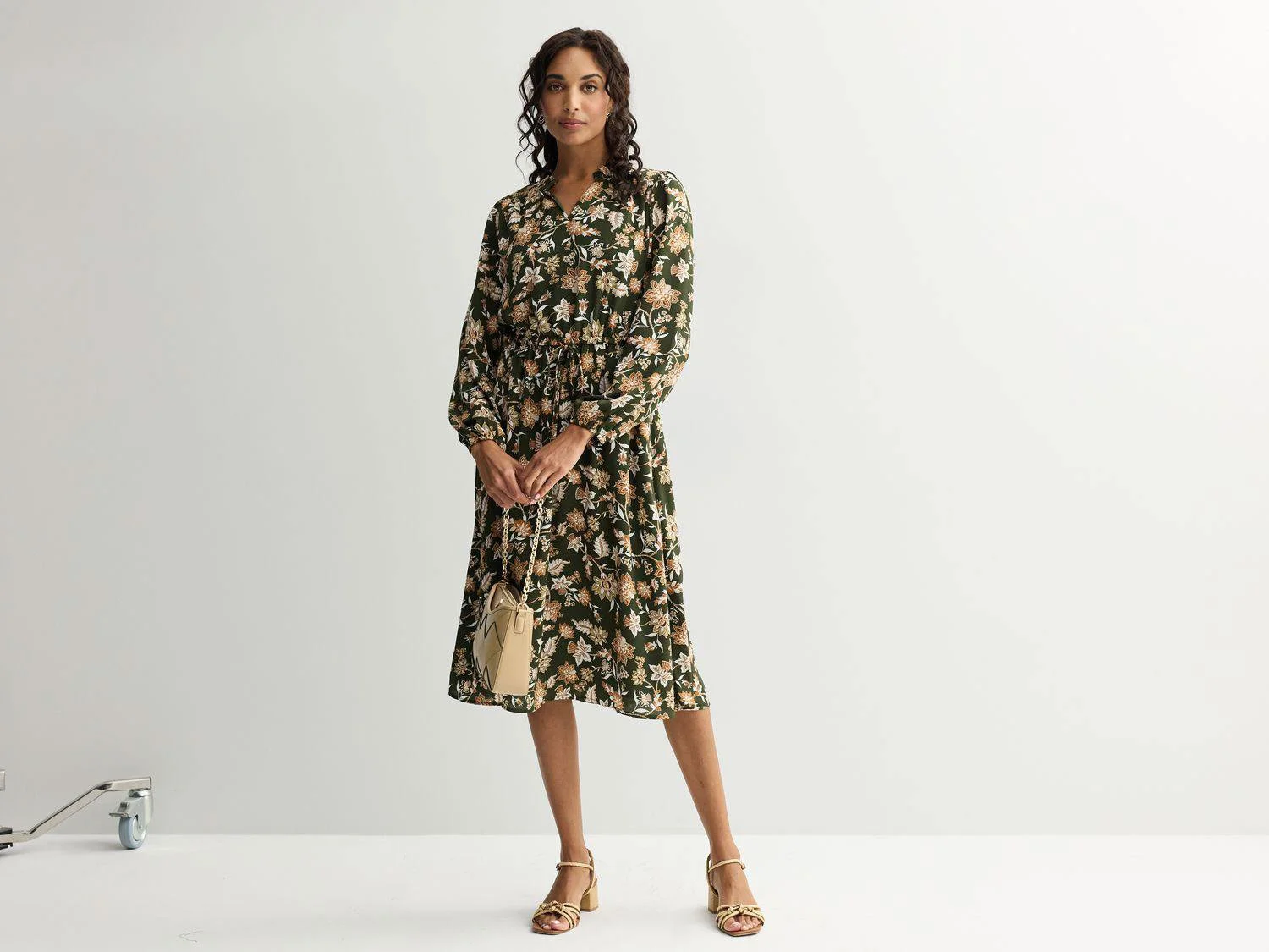 DraperJames_SepOct_Photo Deck-33.jpg