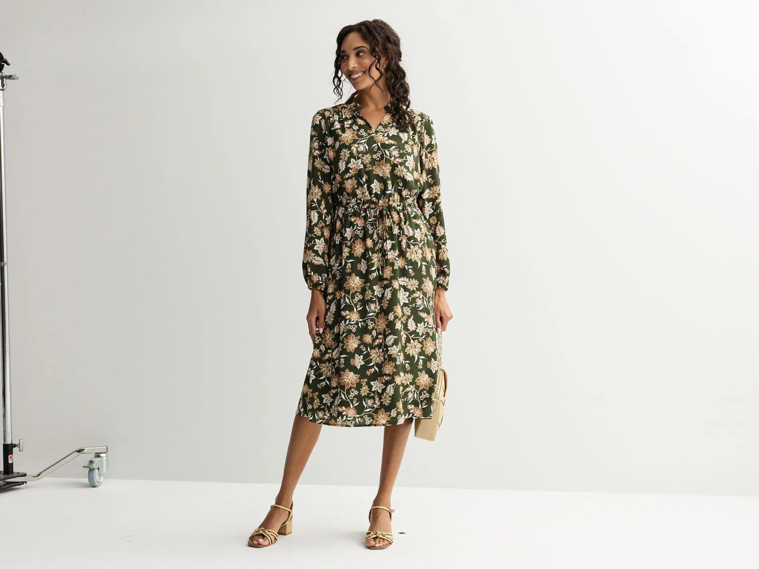 DraperJames_SepOct_Photo Deck-34.jpg