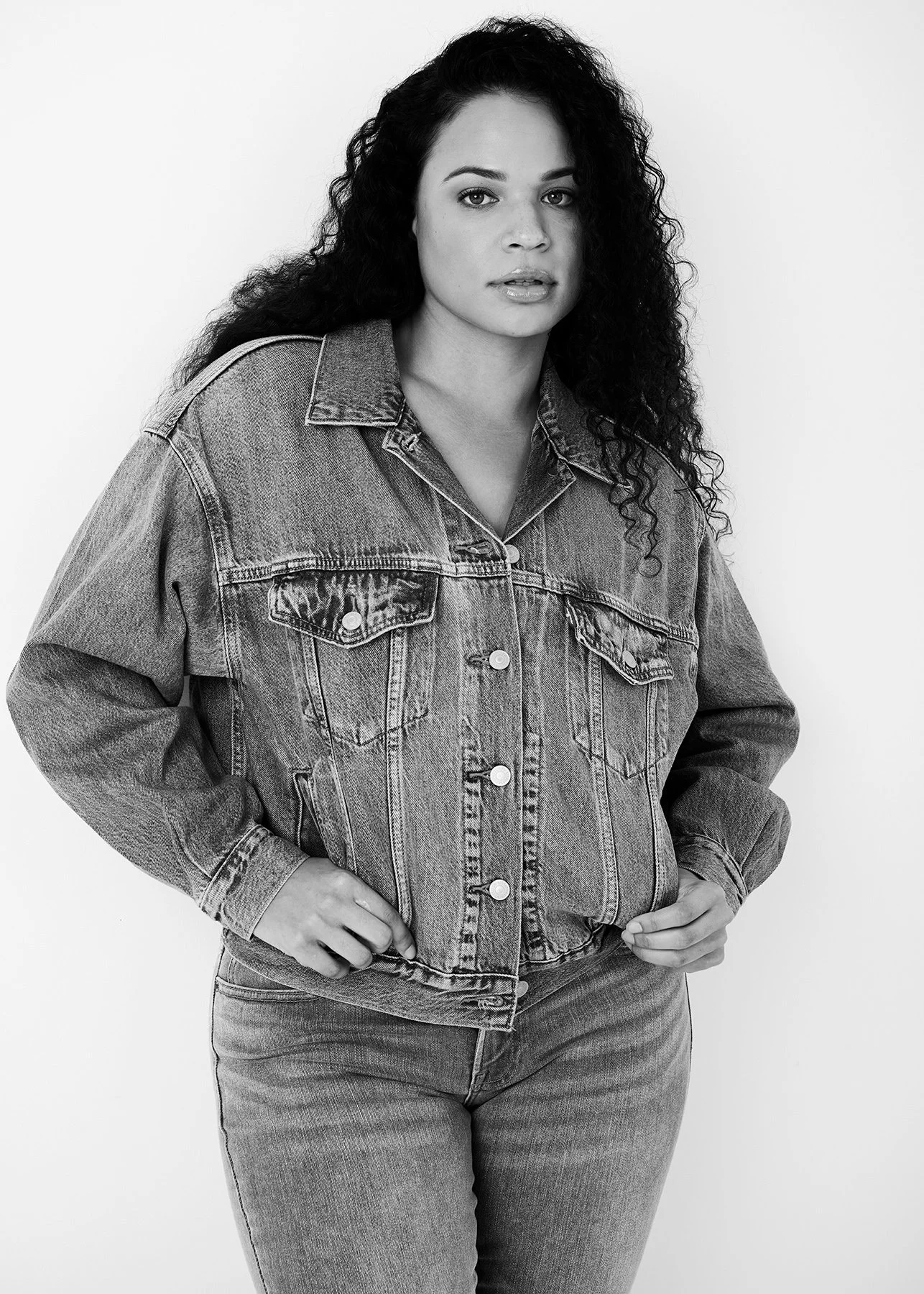 Bianca-003-BW.jpg