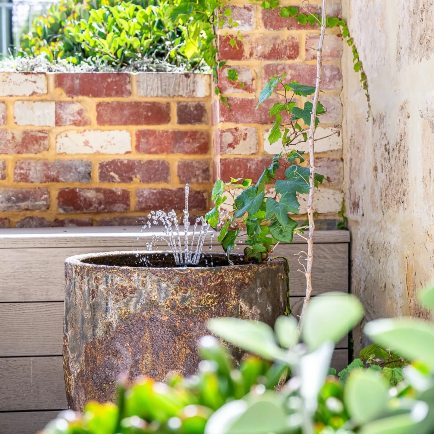 Trickle, gurgle, splash! 💧

As if a scorching 42.5⁰ day isn&rsquo;t enough of a reminder, water can completely transform your outdoor living space. 💦

While a pool is often the ultimate dream for cooling down, there are many subtler ways to incorpo