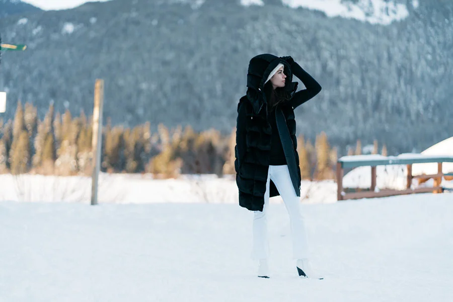Salvatore Ferragamo Vest Whistler Snow Outfit DSC00337-2.jpg