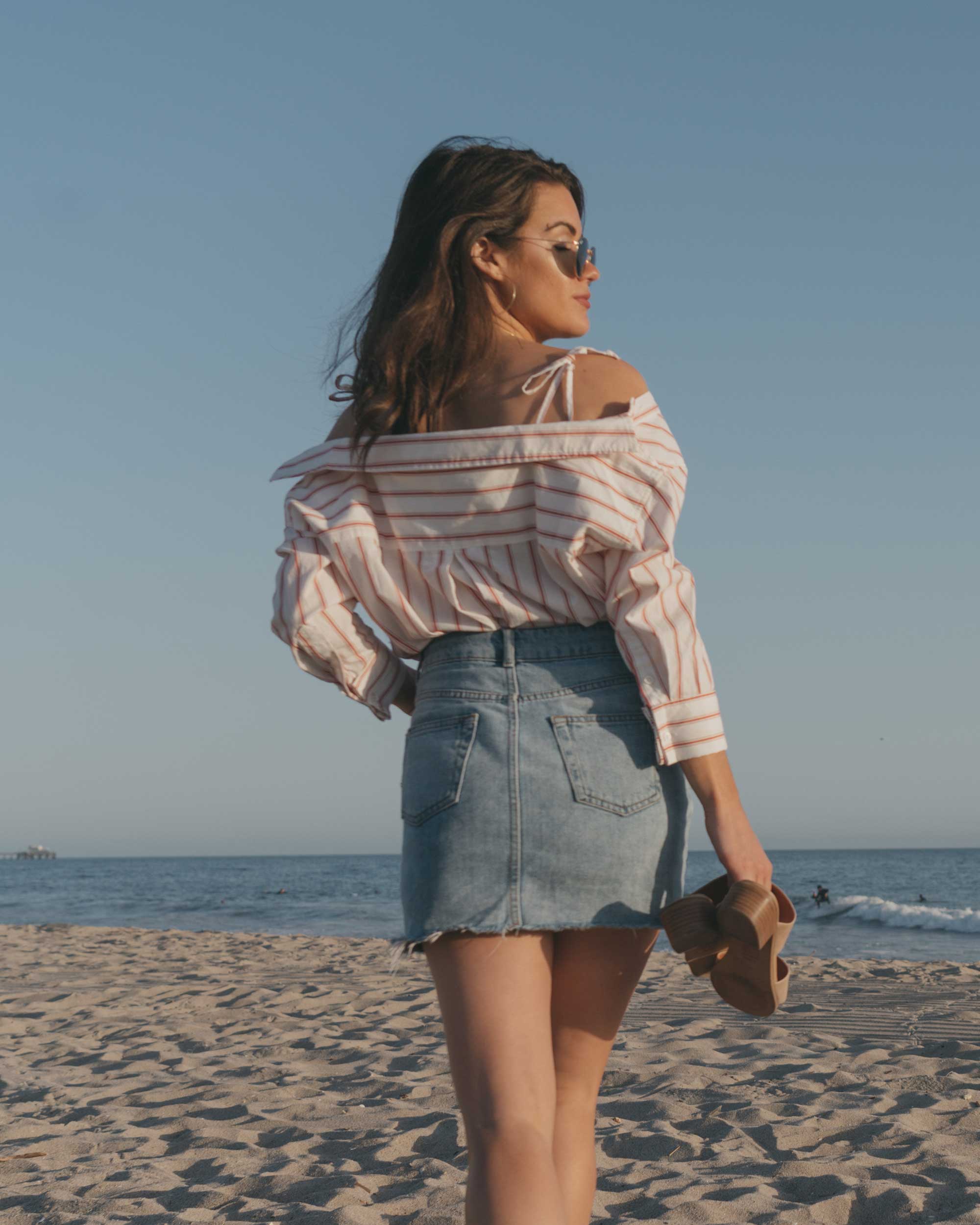 Vamos a La Playa — Sarah Christine