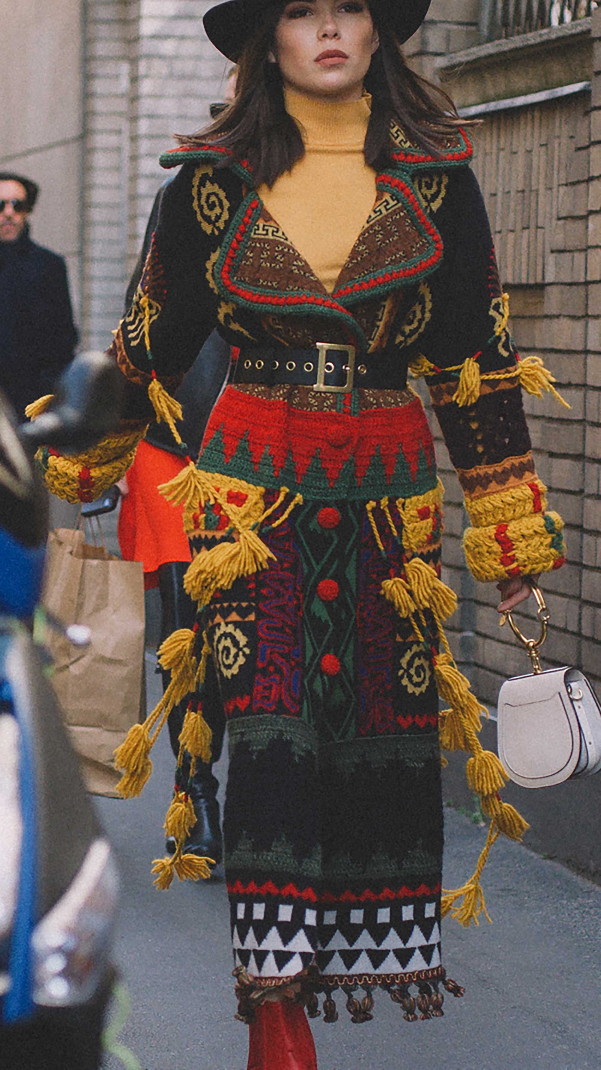 Street Style Outside Etro Runway Show — Sarah Christine