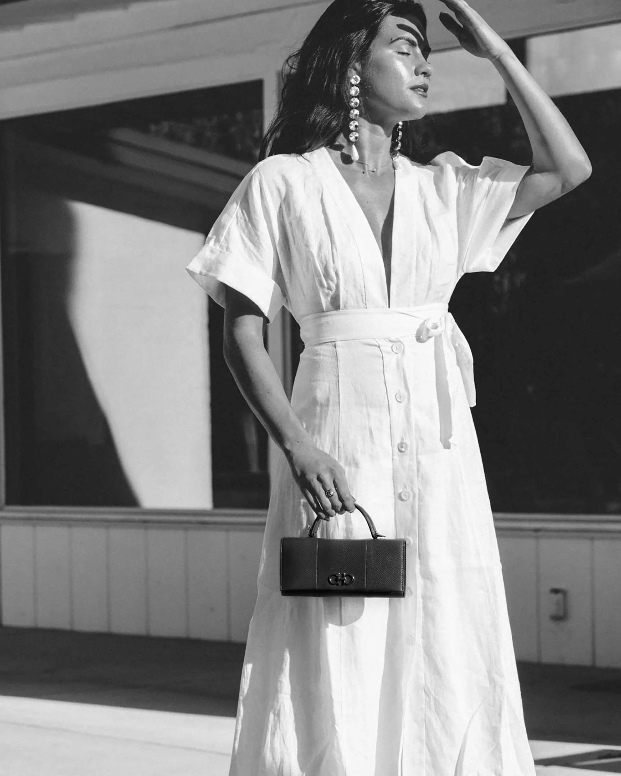 Sarah Butler of Sarah Styles Seattle wears Nauman Linen Dress in Bright White and Ferragamo Mini Gancini Top Handle Wallet in Palm Springs Outfit | @sarahchristine -4.jpg