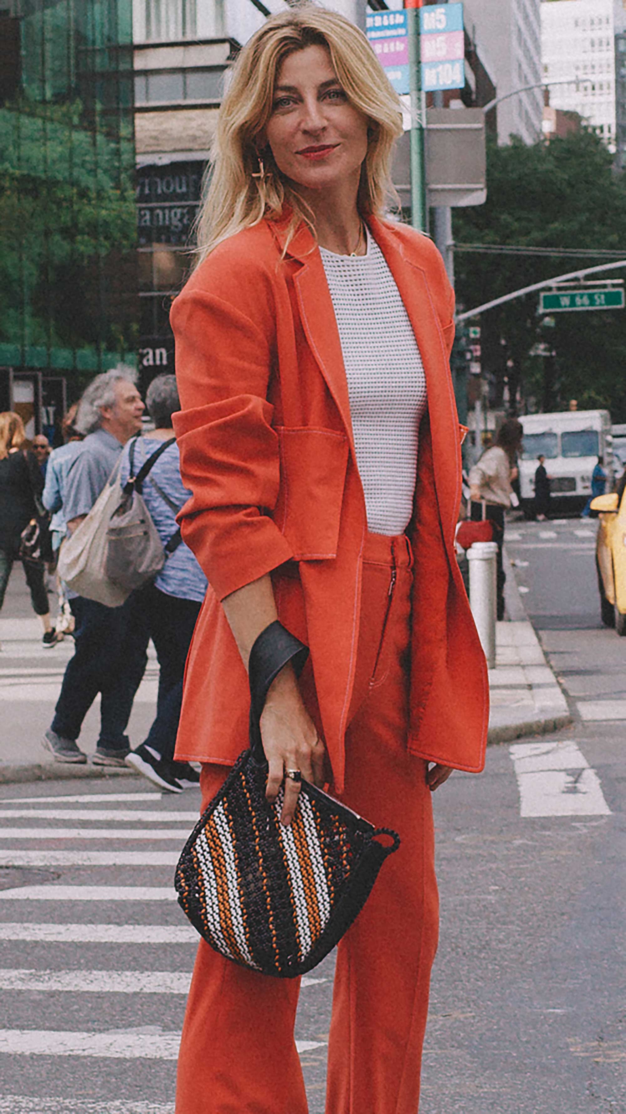 Best outfits of New York Fashion Week street style 2019 Day One Photo by @J2martinez Jose J. Martinez www.jmrtnz.com -123.jpg