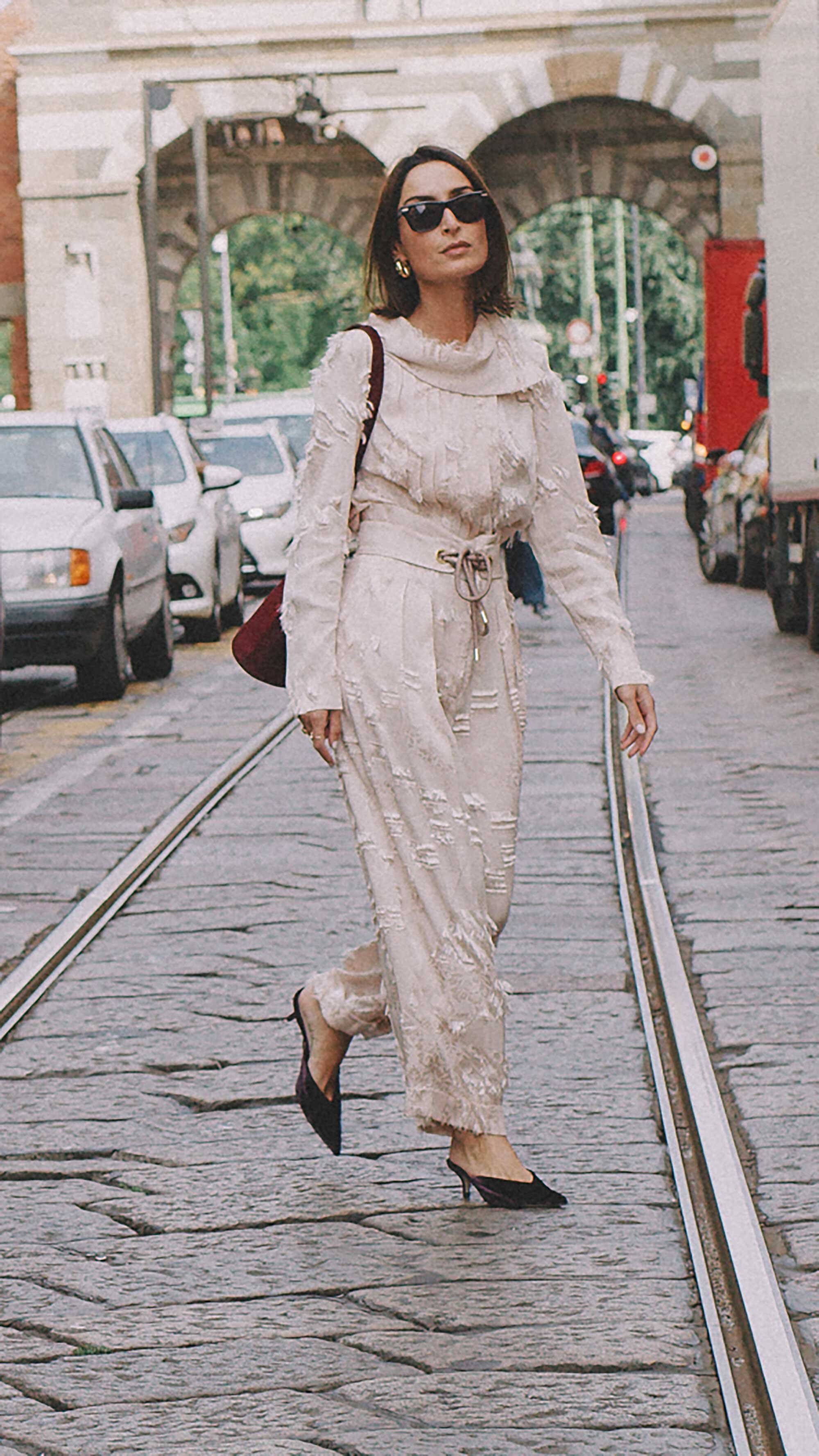 Best outfits of Milan Fashion Week street style 2019 Day One MFW SS20 Photo by @J2martinez Jose J. Martinez www.jmrtnz.com -9.jpg