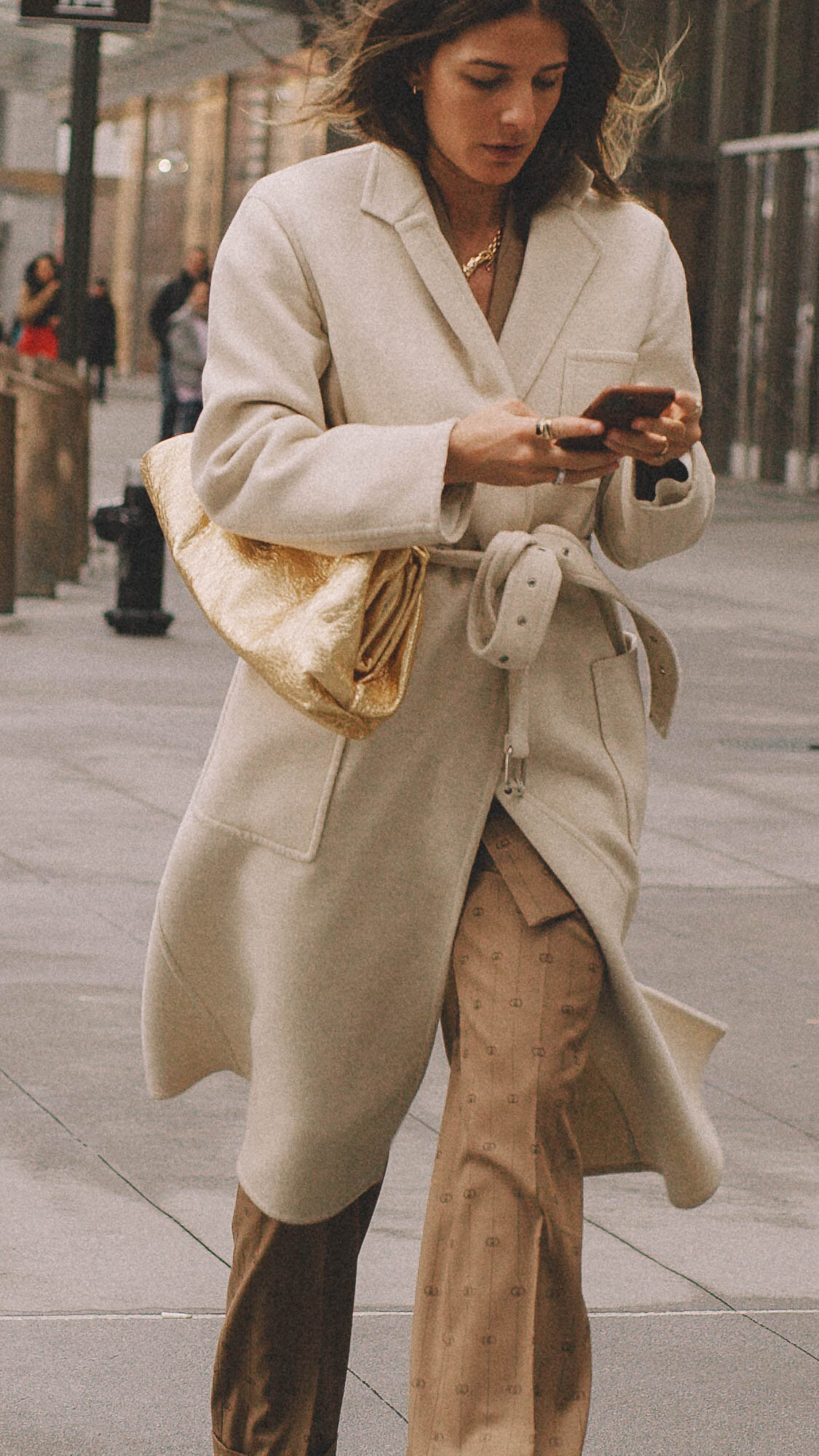 bottega veneta loop bag street style