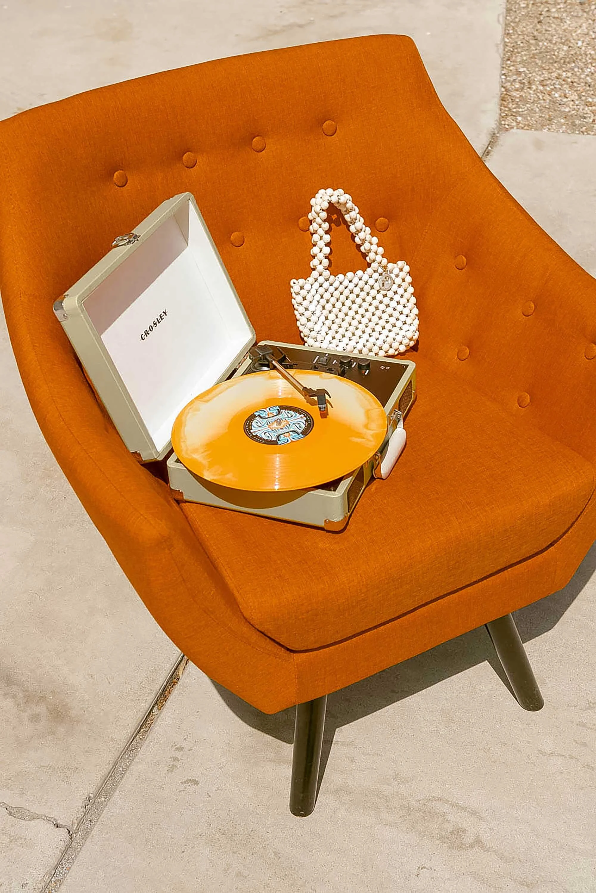 11+spring+accessories+to+buy+now-++THE+ROW+Nude+Asymmetric+Leather+Sandals,+Cult+Gaia+acrylic+clutch+,+ROSANTICA+beaded+tote+in+Palm+Springs+|+@sarahchristine+-+8.jpeg