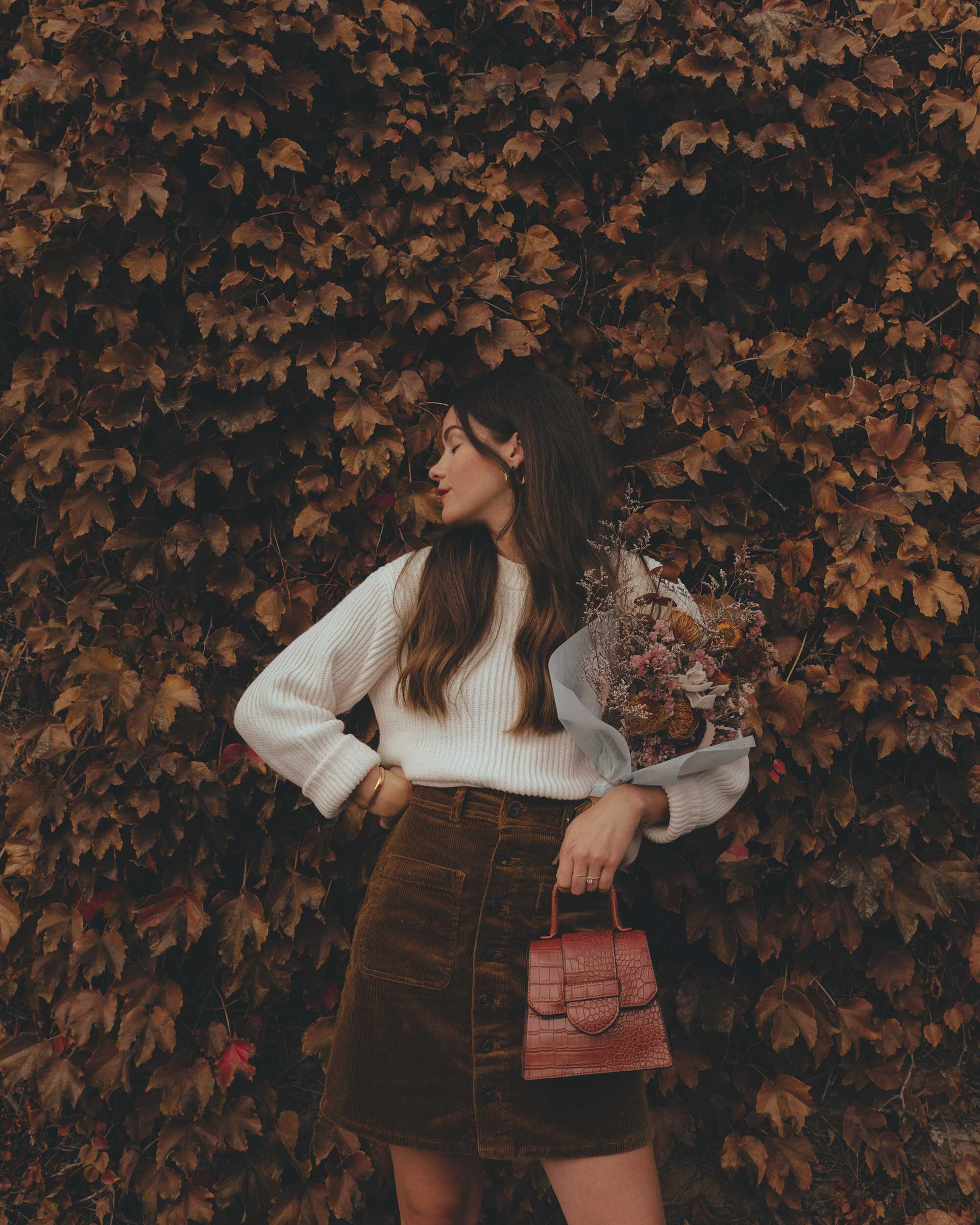 Affordable everyday fall 2020 outfit. Sarah Butler of @sarahchristine wearing Cropped Balloon Sleeve Sweater, Corduroy Button-Front Skirt, and Faux Crocodile Top Handle Mini Crossbody Bag in Seattle, Washington -3.jpg