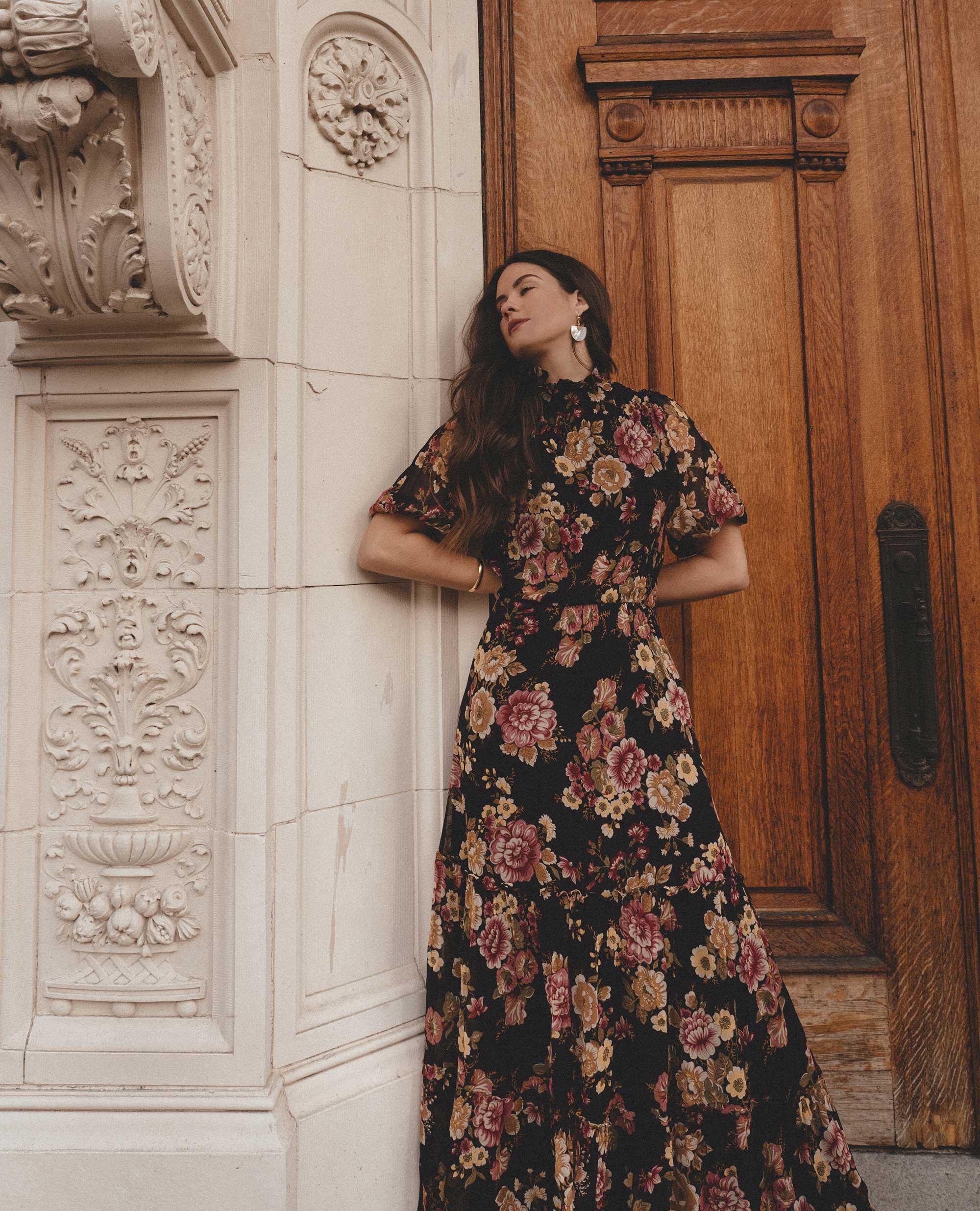 Chic French Inspired Winter Outfits from Sezane. Sarah Butler of @sarahchristine wearing Sezane Colombe shirt, Sezane Dino skirt, Sezane Scott trench, and Sezane Egide jumper in Seattle, Washington - 9.jpg