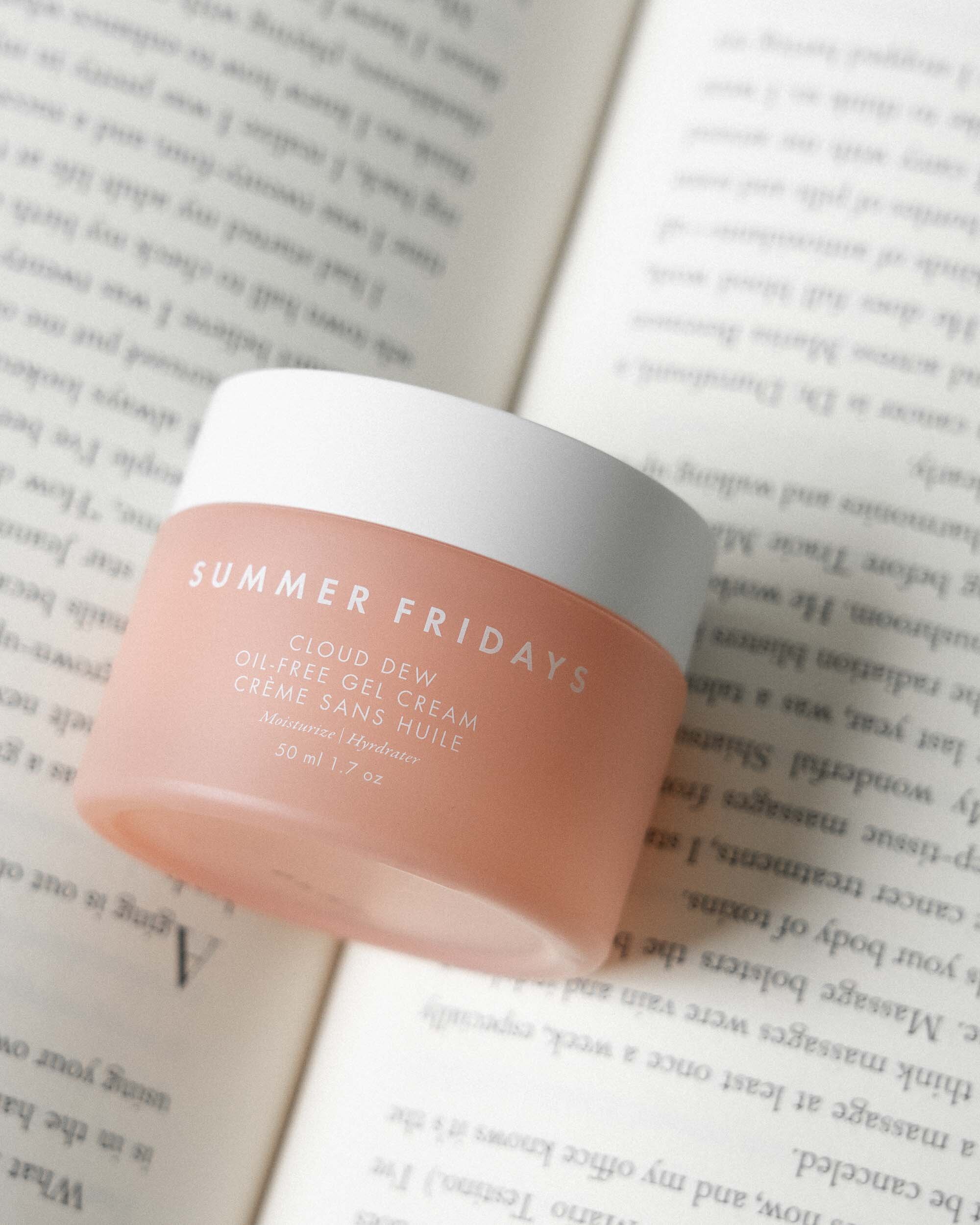 Sarah Butler of @SarahChristine Everyday Beauty Routine Products. Summer Fridays Cloud Dew Oil-Free Gel Cream Moisturizer lightweight gel cream moisturizer infuses skin with hyaluronic acid for skin-plumping hydration. 3.jpg