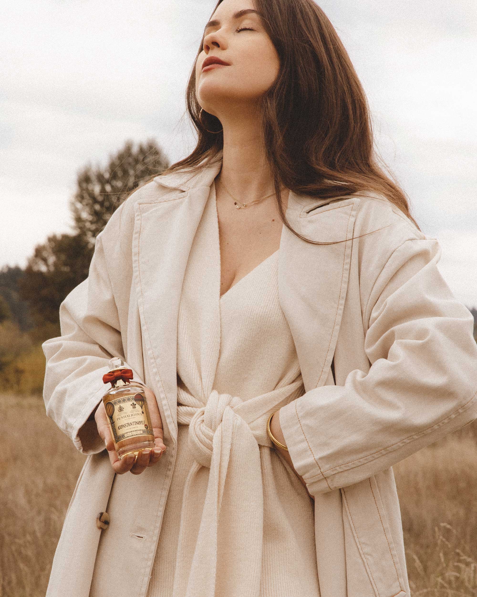 Neutral Fall Outfit Idea. Sarah Butler of @sarahchristine wearing Penhaligon Constantinople Eau De Parfum A fragrance created for the Queen of Cities, where elegant florals collide with warm, earthy aromas in Seattle, Washington. 3.jpg