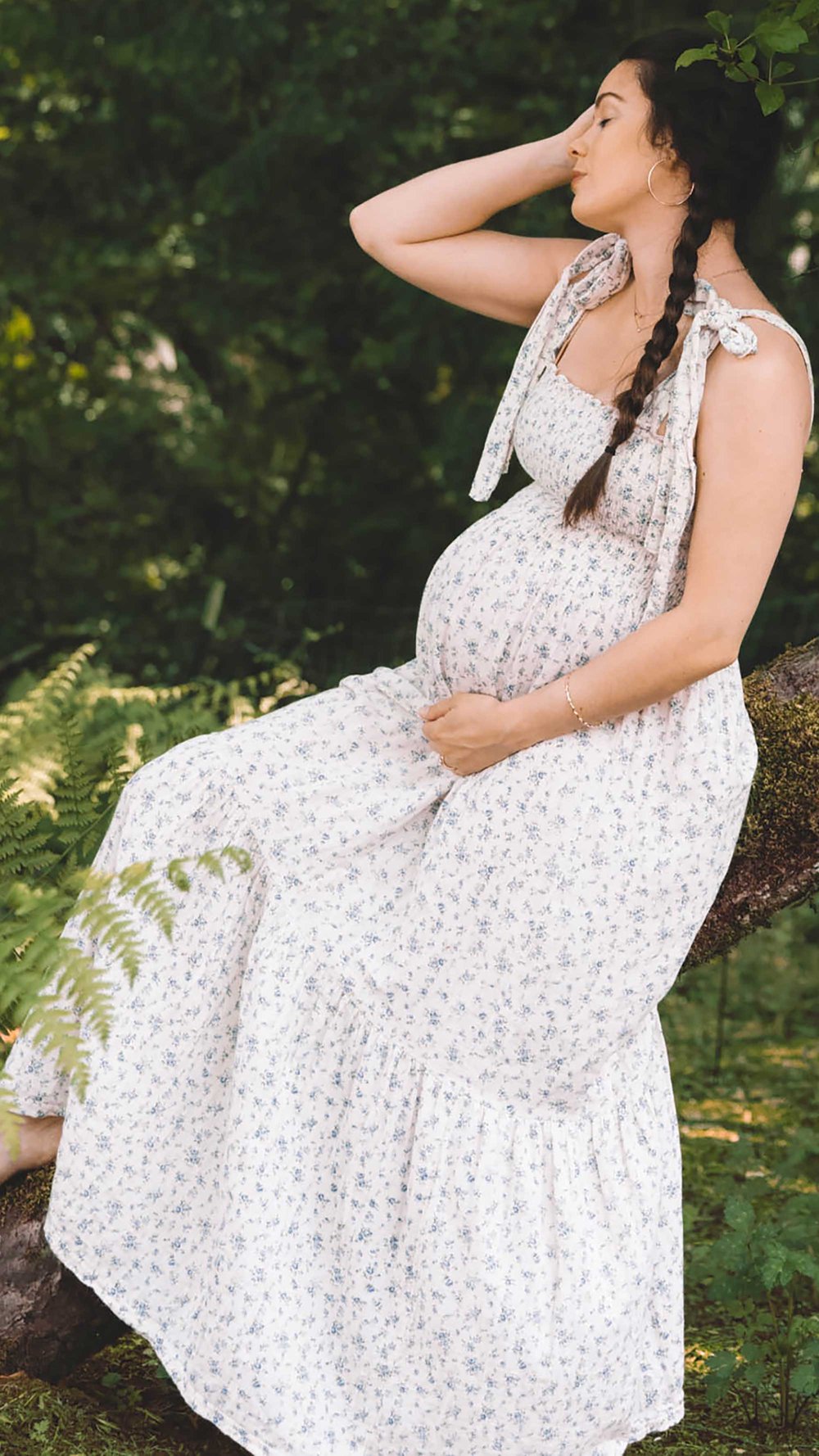 Casual Floral Maternity Dress Outfit. @sarahchristine wearing Nothing Fits Women’s Classic Nursing Momoka Dress with smocked chest in Seattle, Washington - 5.jpg