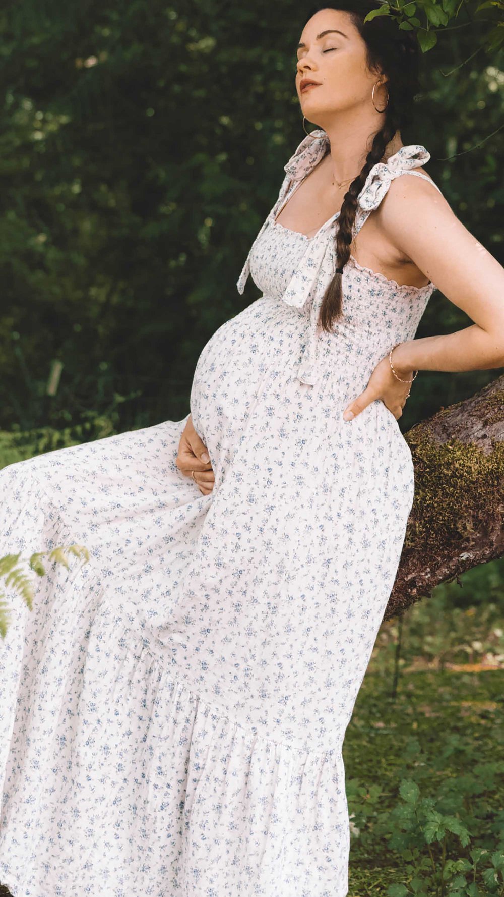 Casual Floral Maternity Dress Outfit. @sarahchristine wearing Nothing Fits Women’s Classic Nursing Momoka Dress with smocked chest in Seattle, Washington - 2.jpg