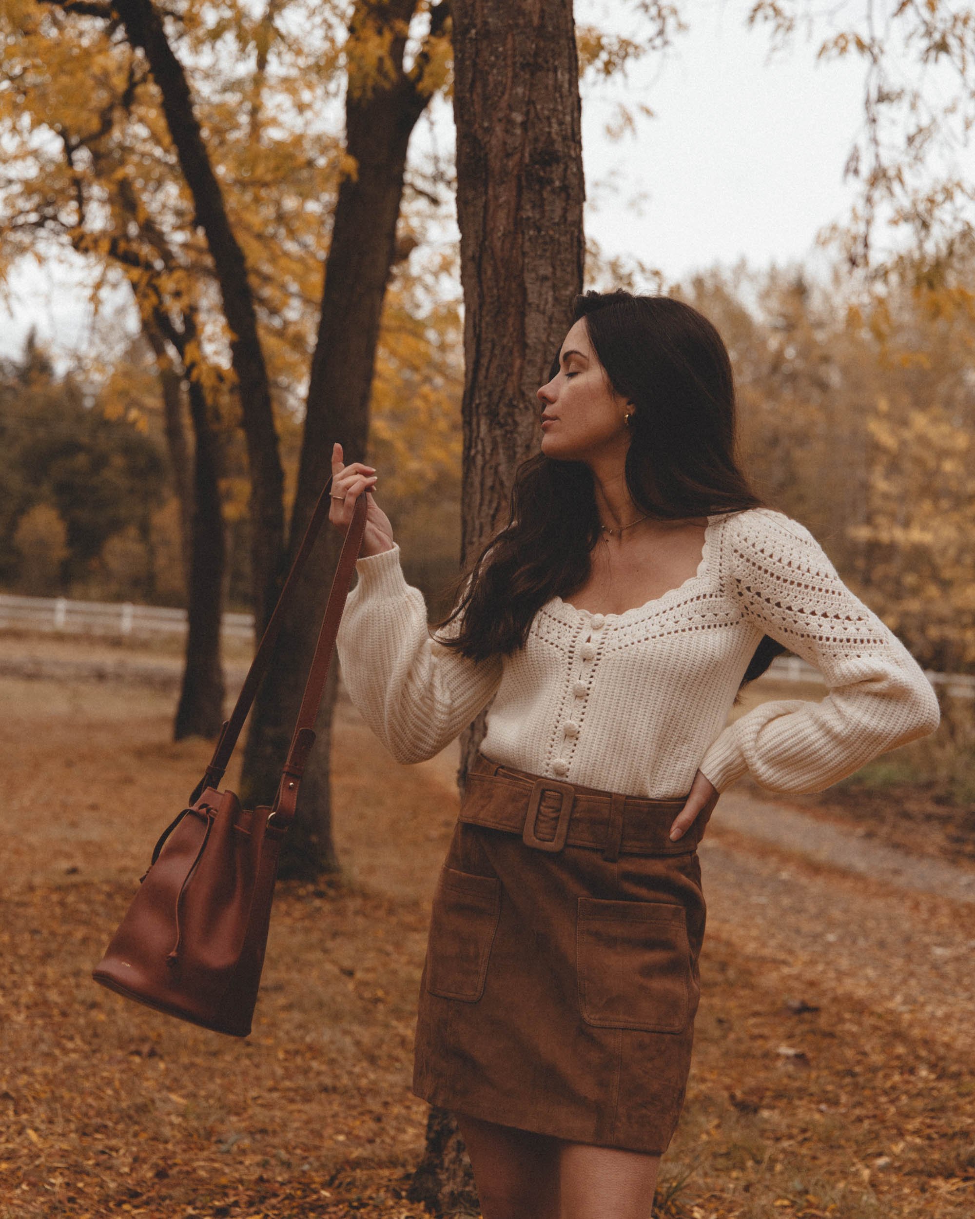 leather bag outfit