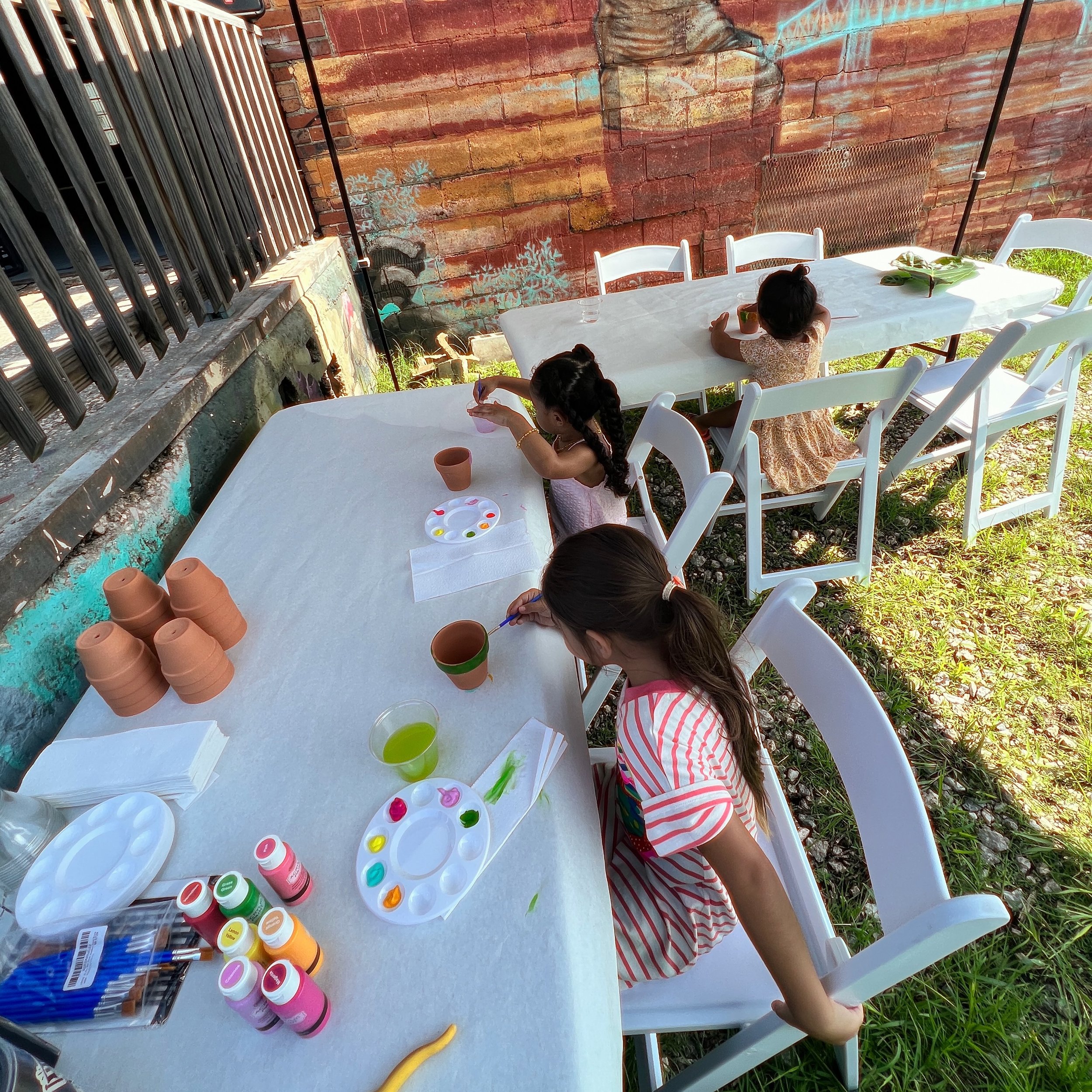 Bring your kiddos by the PHX Mini Pot Painting activity table at the Spring Artist &amp; Makers Market this Saturday, May 11 from 11am to 4pm. We&rsquo;ll be in the Legacy Building located at 2404 Hubbard St. 32206.