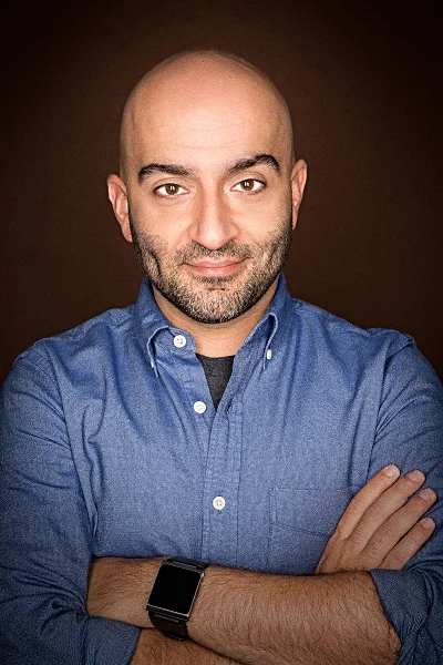 PaymanBenz Headshot2.jpg