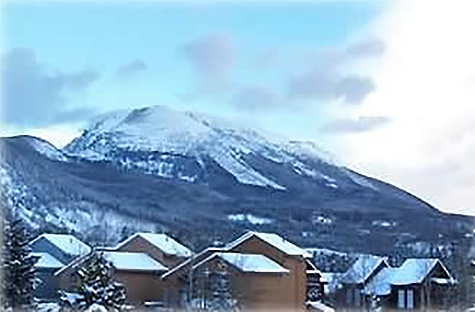 mountainside mountain view snow 2.jpg