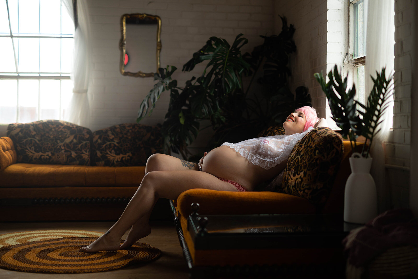 Richmond-maternity-boudoir-Photographer2.jpg