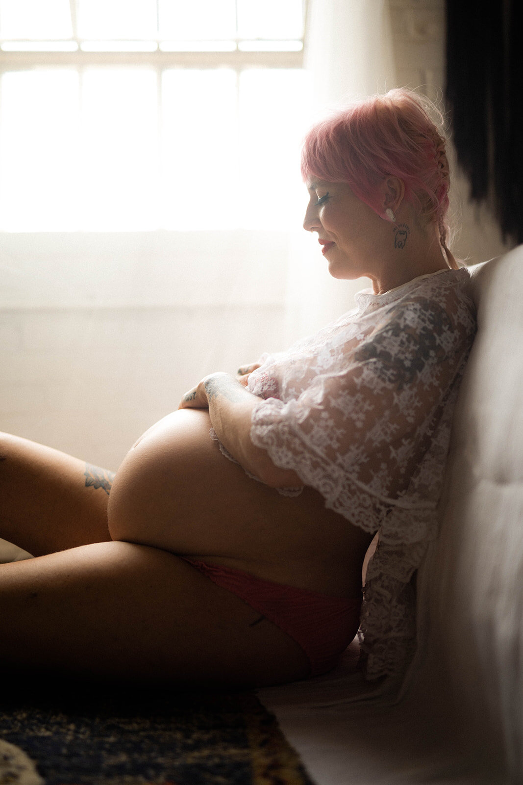 Richmond-maternity-boudoir-Photographer12.jpg