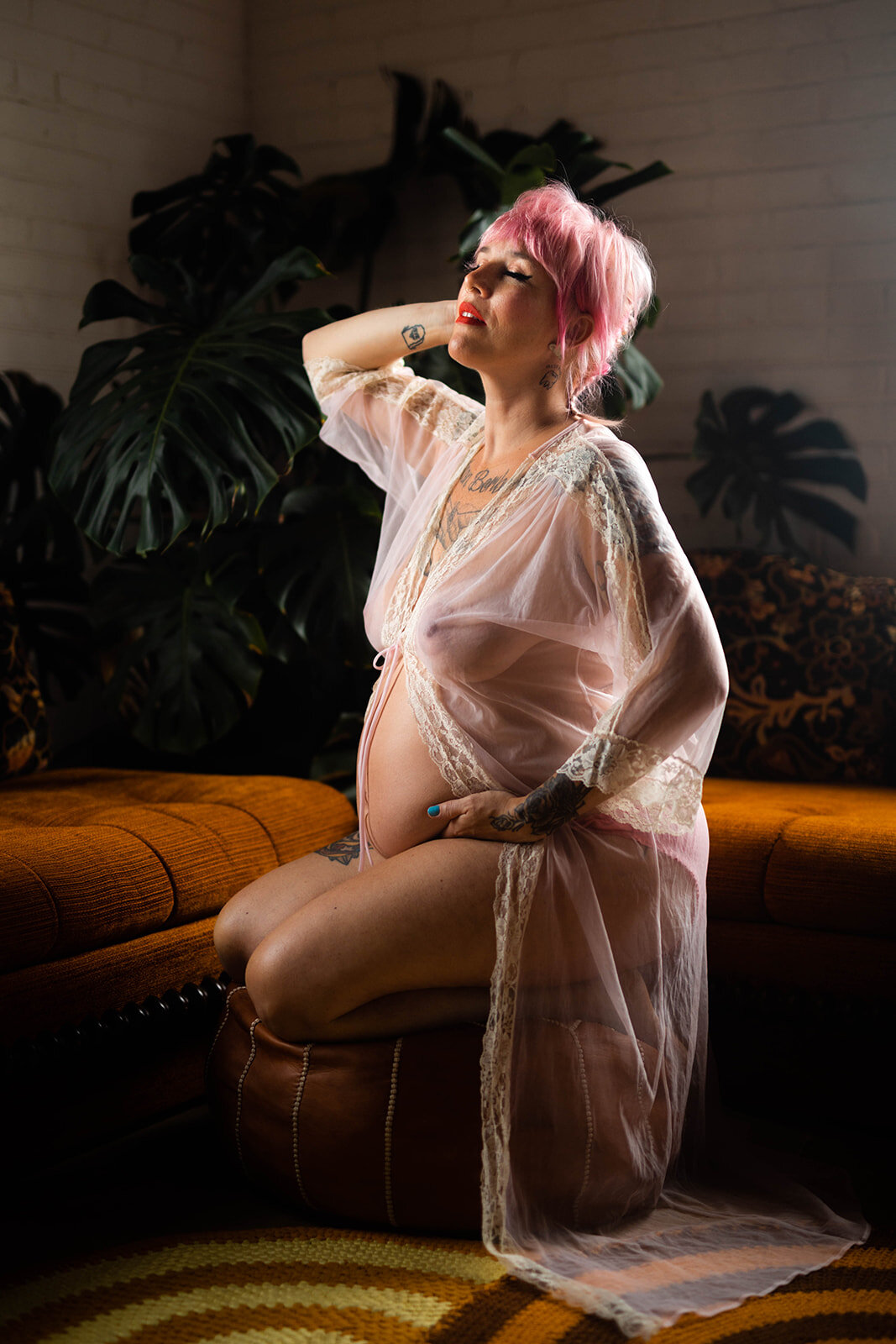 Richmond-maternity-boudoir-Photographer15.jpg