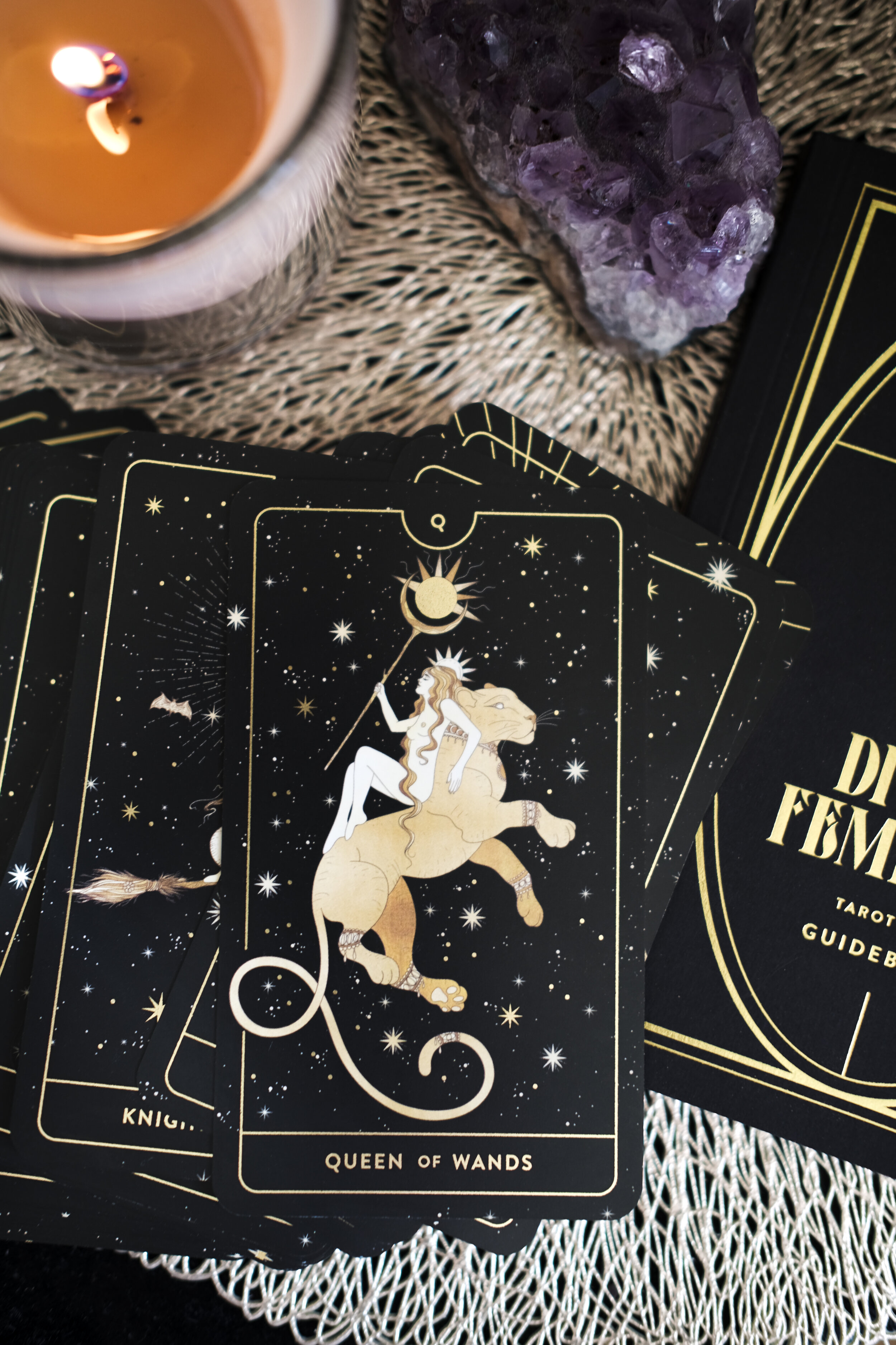 DIVINE FEMININE TAROT by Cocorrina | Unboxing &amp; First Impressions! (Nocturnal Version)
