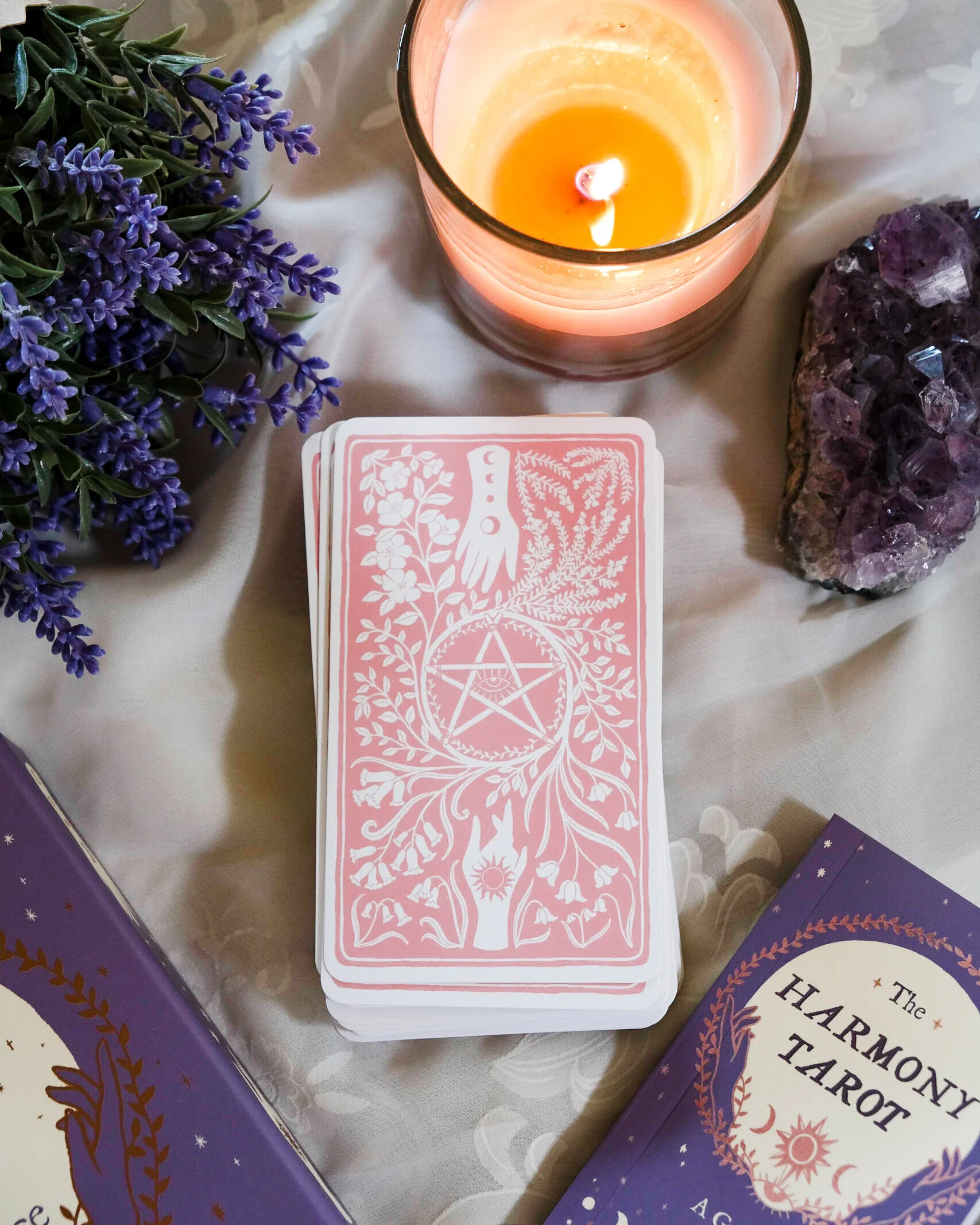 THE HARMONY TAROT by Harmony Nice, with Artwork by Laura Shelley | Review &amp; Flip Through