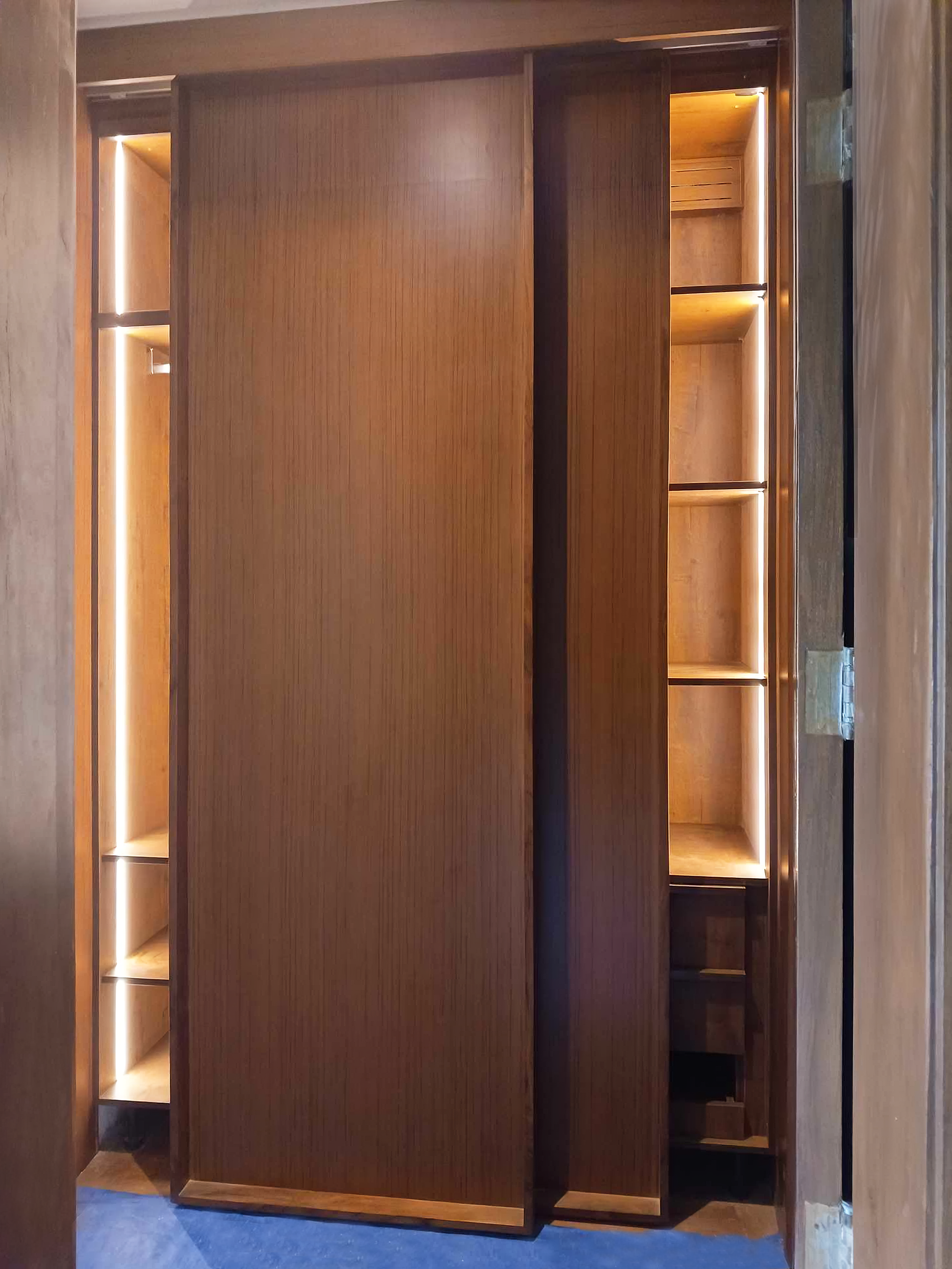 From Tiny Reach-Ins to Spacious Walk-Ins: A Guide to Bedroom Closet Types