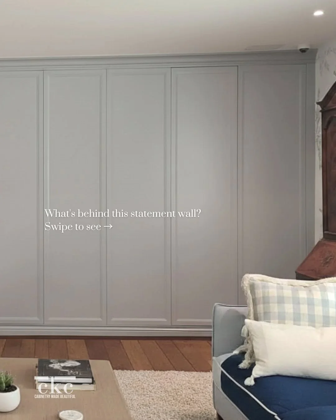 A statement wall that serves a double purpose. ✨

We tailored this custom hidden bar for clients who want the luxury of a dedicated entertaining space without compromising the minimalist aesthetic of their living room. Swipe to see the reveal!

Envis