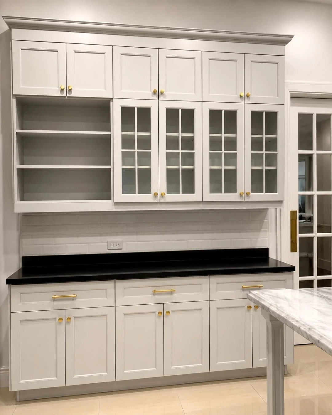 Luxury Kitchen Cabinets in Metro Manila: What Homeowners Should Know Before Renovating