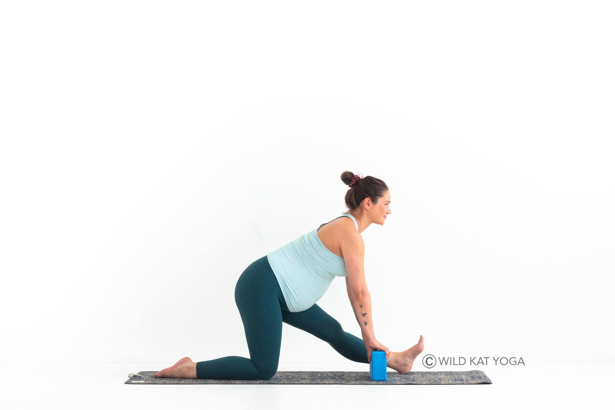 Yoga For Sciatica: Poses For Sciatica Pain Relief | Femina.in