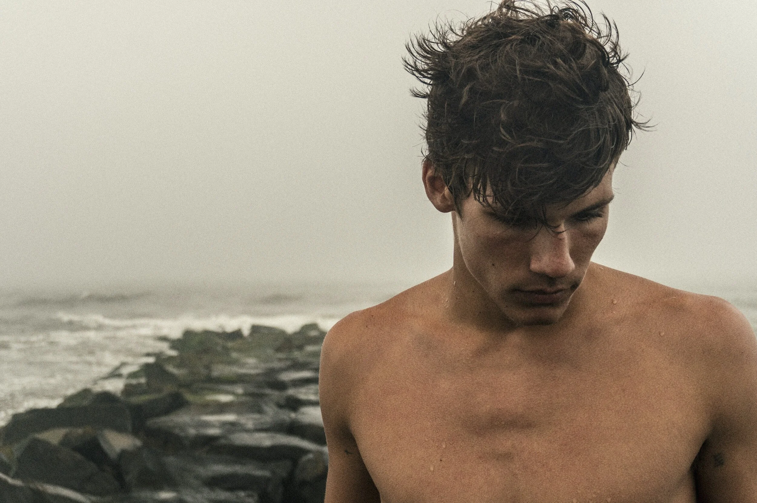 Unveiling the Unique: Men's Skin and Essential Skincare Tips