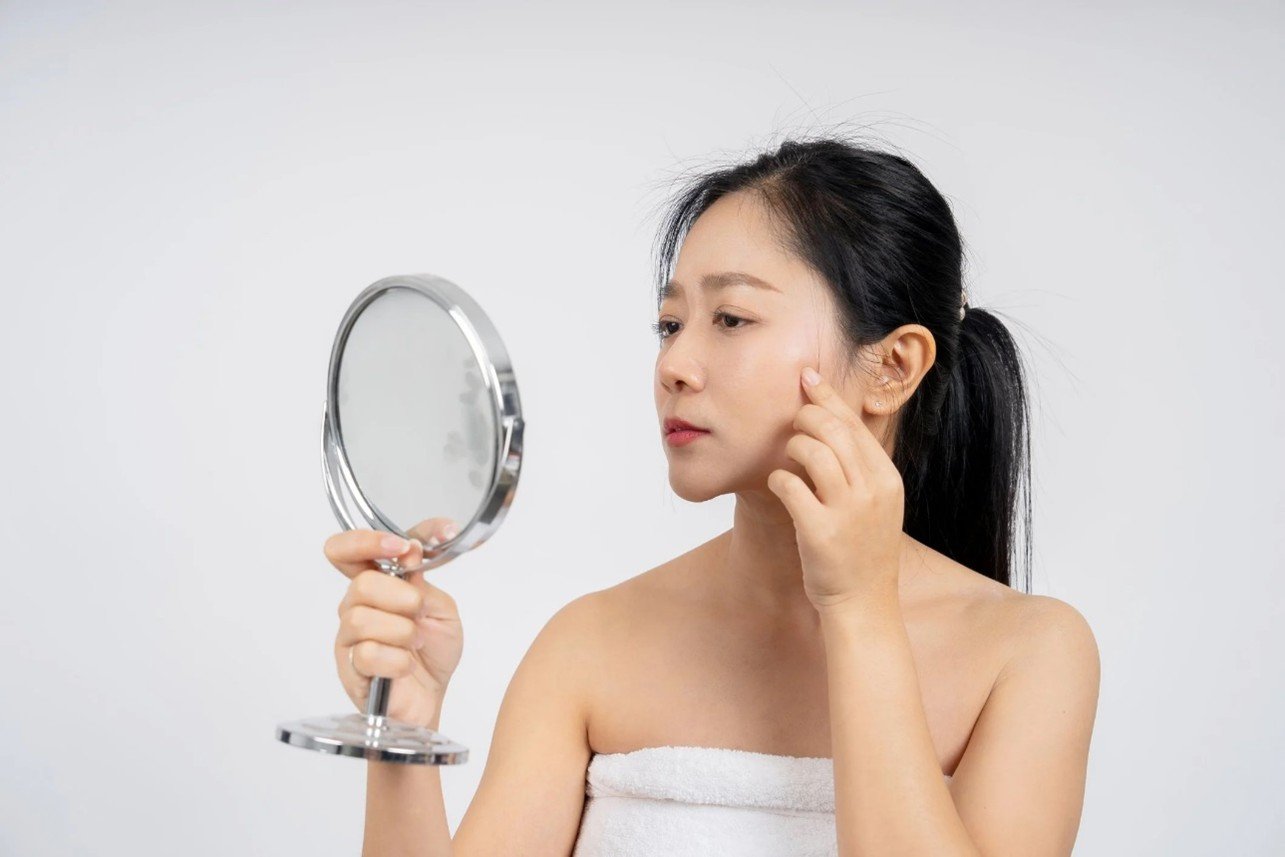 How Acne Skin Facials Help Improve Acne-Prone Skin