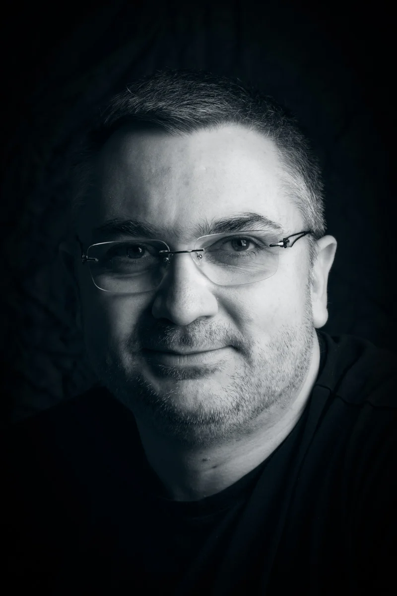 AV_PortraitShots_Jan18-114-Edit.jpg