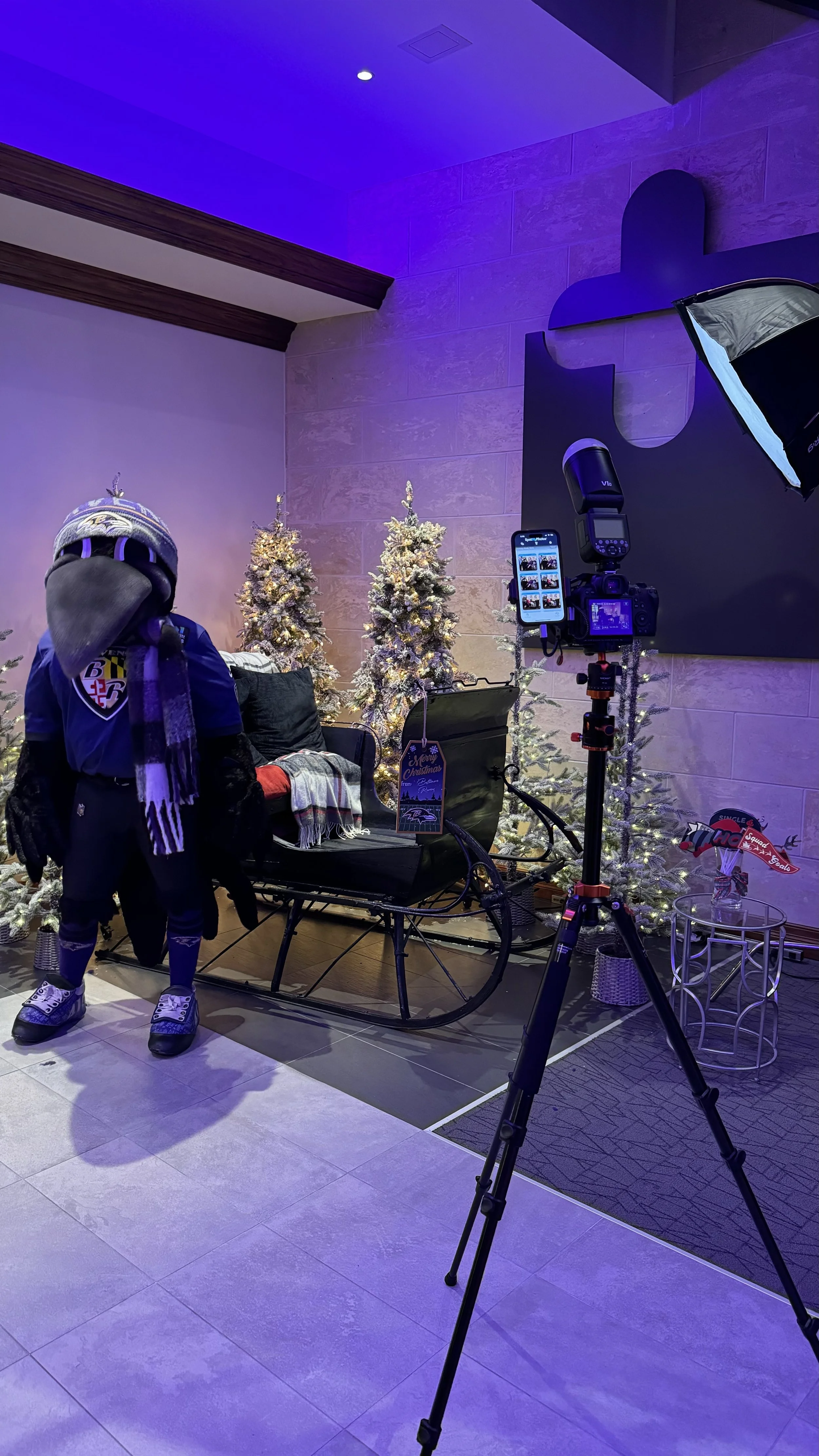 maryland-portrait-station-ravens-holiday-party-rental.jpg