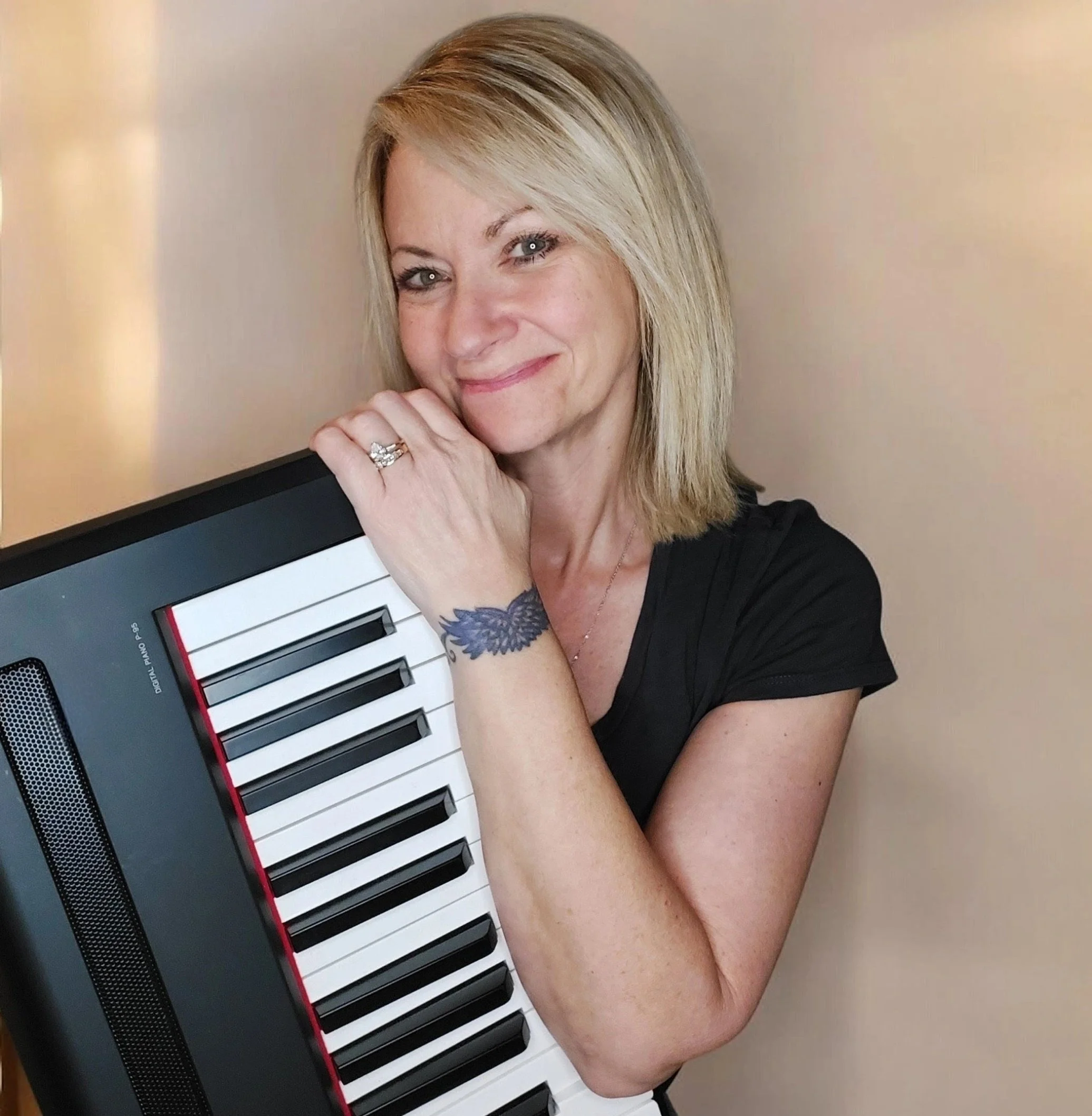 Annika Vitolo | Keyboard Classics 