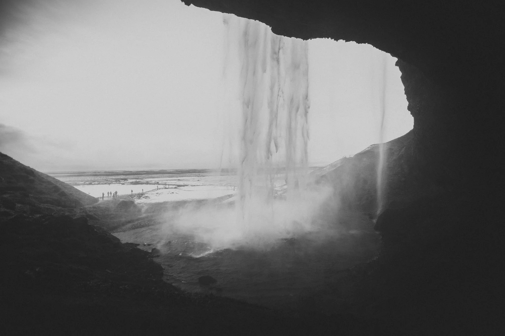 Road-trip-Islande-Iceland-Voyage-Travel-Portrait-Jérémy-Boyer-Cascade-waterfall-foss-Seljalandsfoss-9.jpg