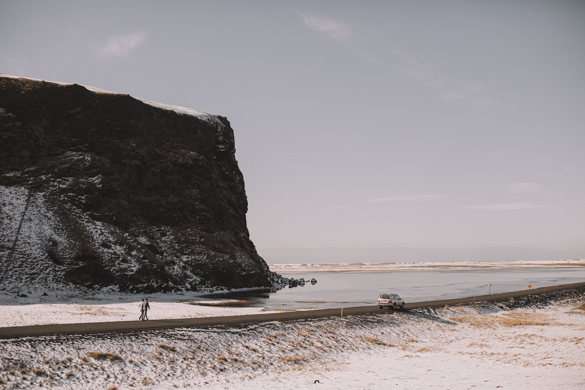 Road-trip-Islande-Iceland-Voyage-Travel-Portrait-Jérémy-Boyer-Sunny-day-between-Skogafoss-Dyrholaey-8.jpg