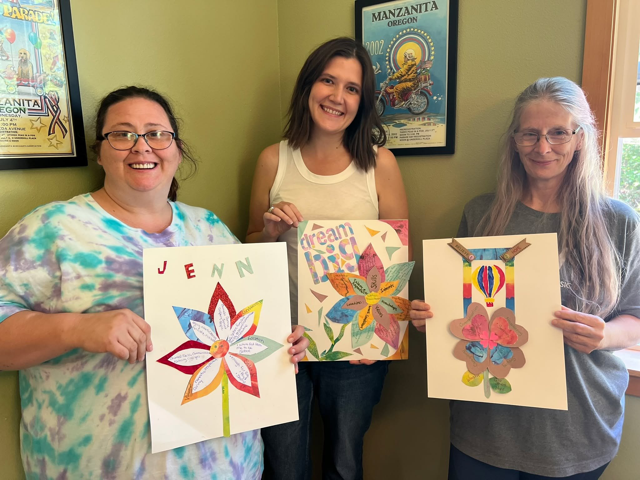 The women and children in LifeChange recently spent a few days at the Oregon Coast, taking time to rest, reflect, and focus on what helps them flourish.

The retreat included space for quiet mornings, thoughtful conversations, and classes on career s