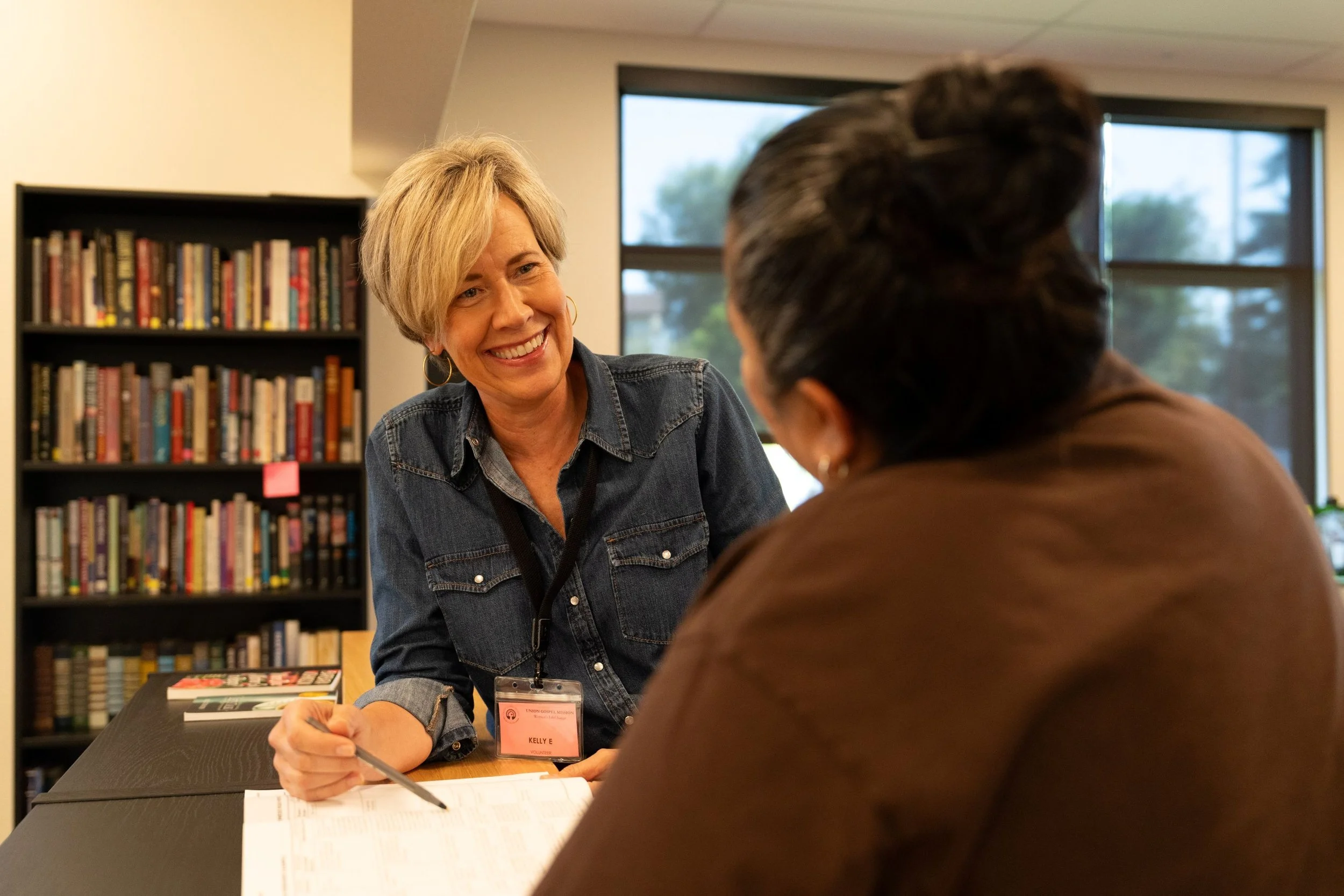 Volunteer Spotlight: Kelly Elkins