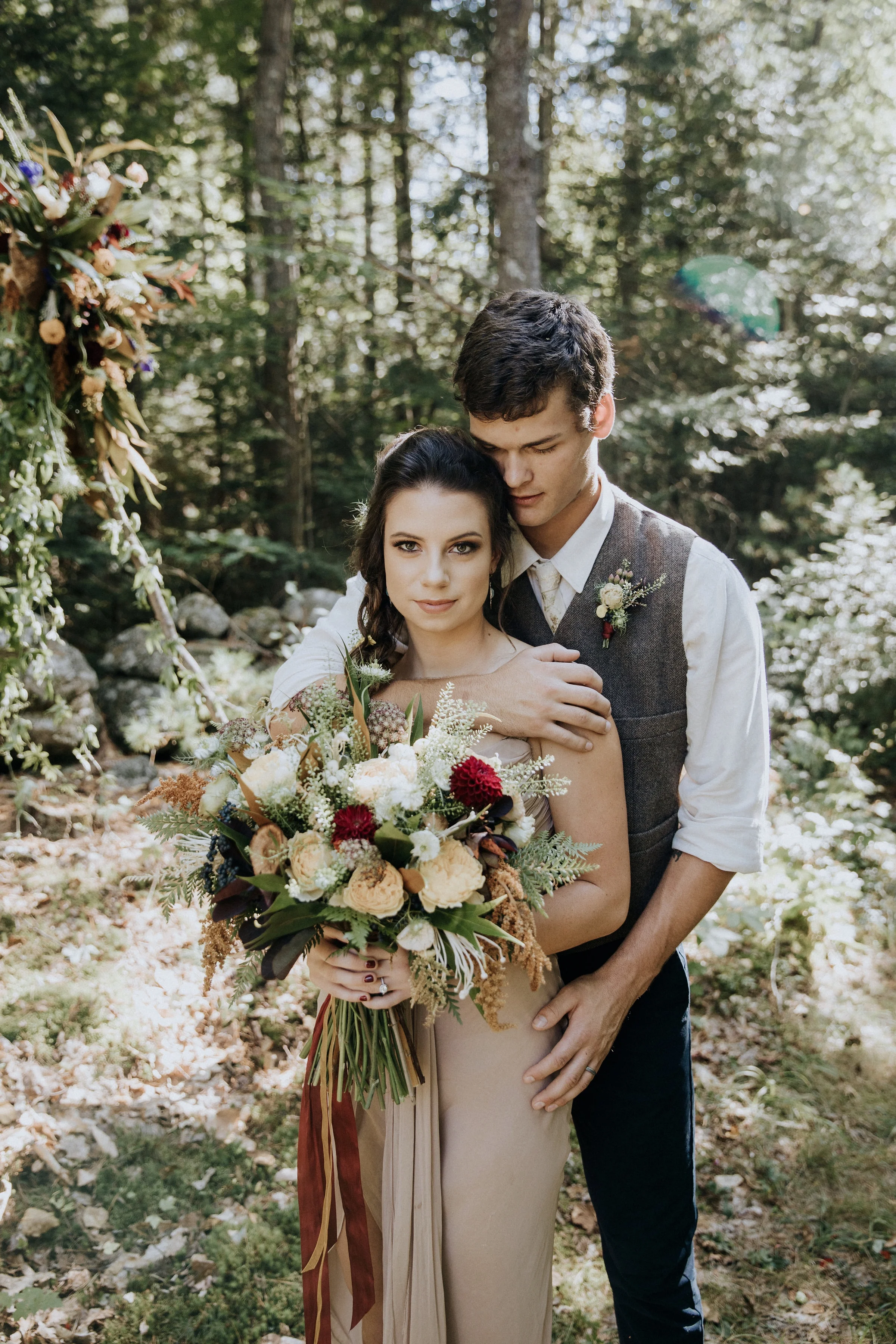 Finding Love in the Maine Woods Fall 2017 Styled Shoot Private Residence Waterford, Maine Jessie Dineen Photography http://jessiedineenphotography.com/