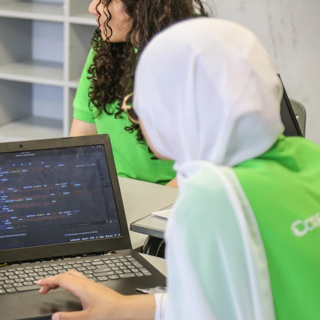 Where are Code for Palestine alumni now?

93% of graduating students went on to study STEM in university. Of our female students, 75% are studying STEM, breaking down educational barriers for Palestinian women.

Our graduates across West Bank and Gaz