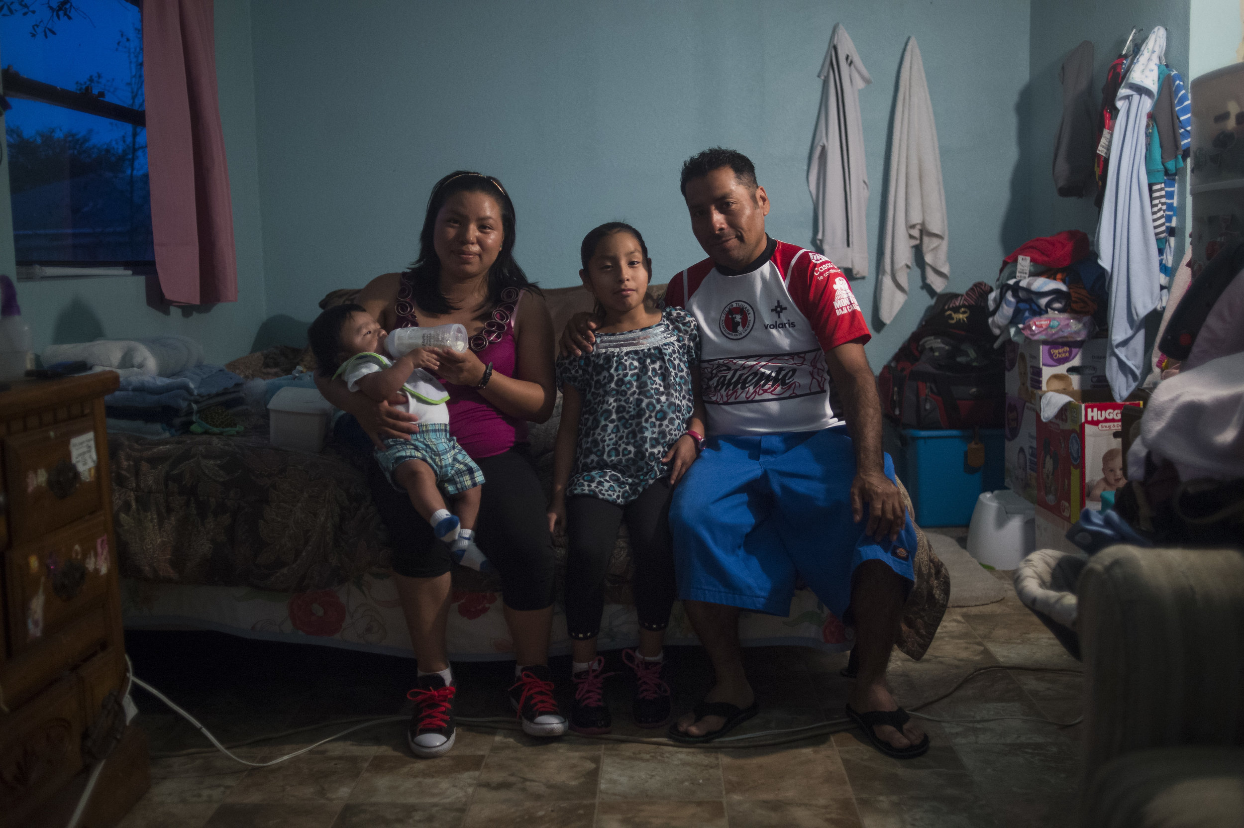 zwMigrantPortraits23.JPG