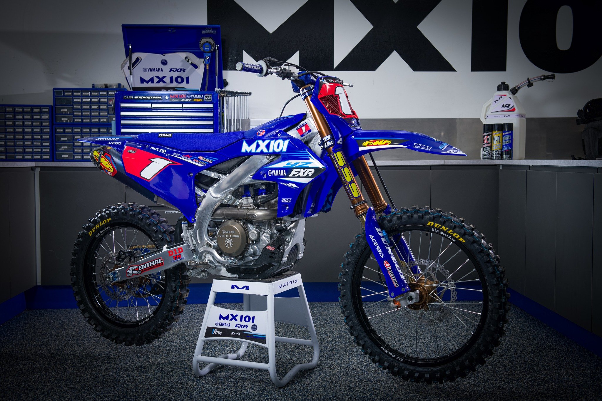 The MX101 team is using only the best with our super lightweight A2 Aluminum Stand and M3 Utility can.

Get yours today at your local Canadian dealership!

#MX #MX101 #yamaha