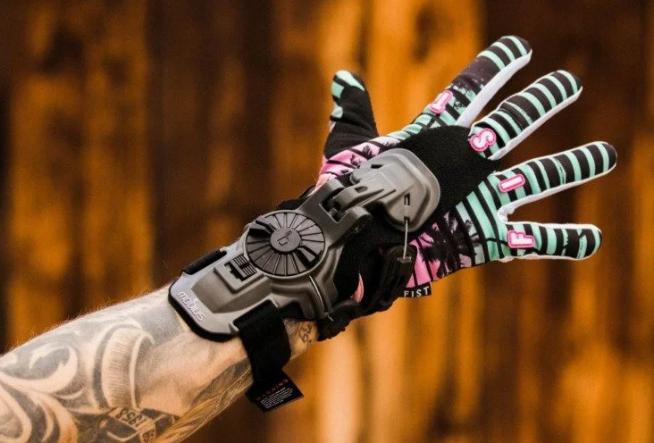Wrist support for your sport 🔥

#mobiusbraces #wristbrace #X8