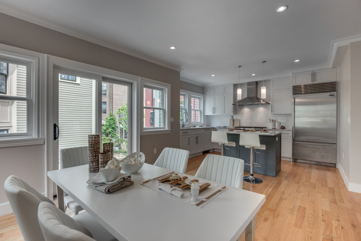 7_Dining_Area-6.jpg
