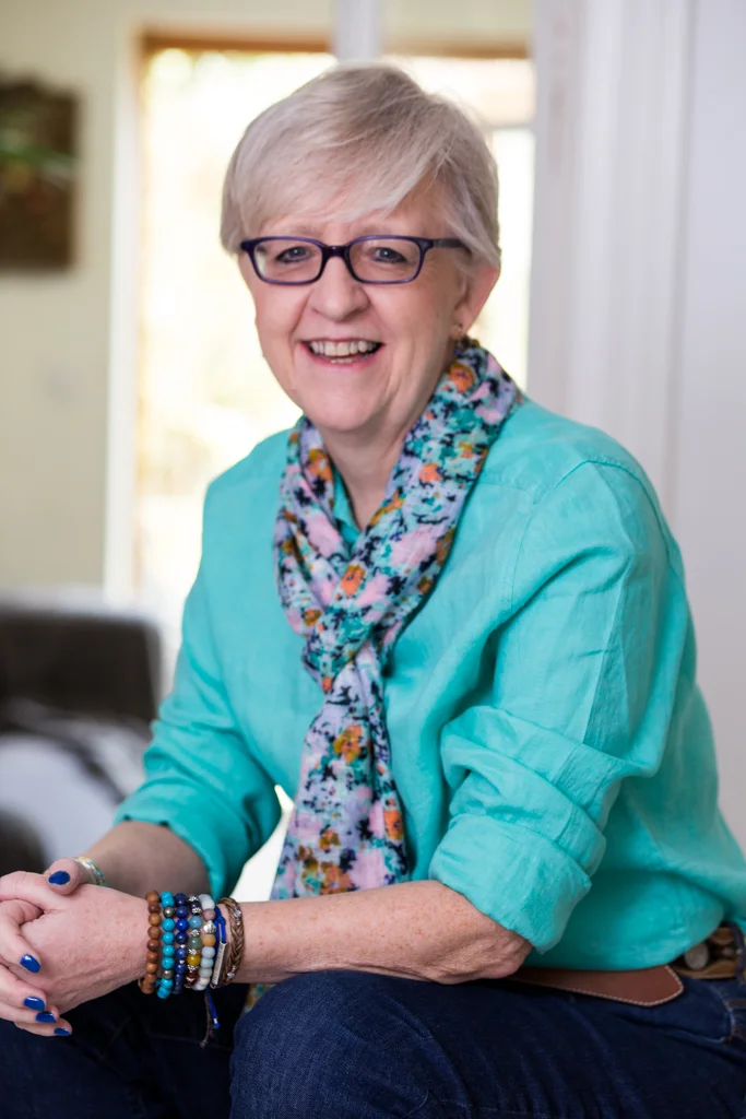 Lesley Pyne, a zoom chat and book reading